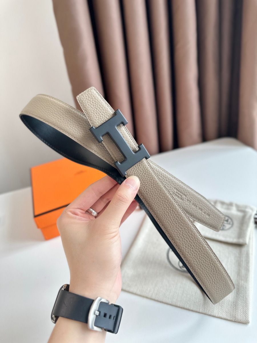 Hermes H Reversible 32MM Belt with Matte Buckle in Grey Clemence Leather - Image 3