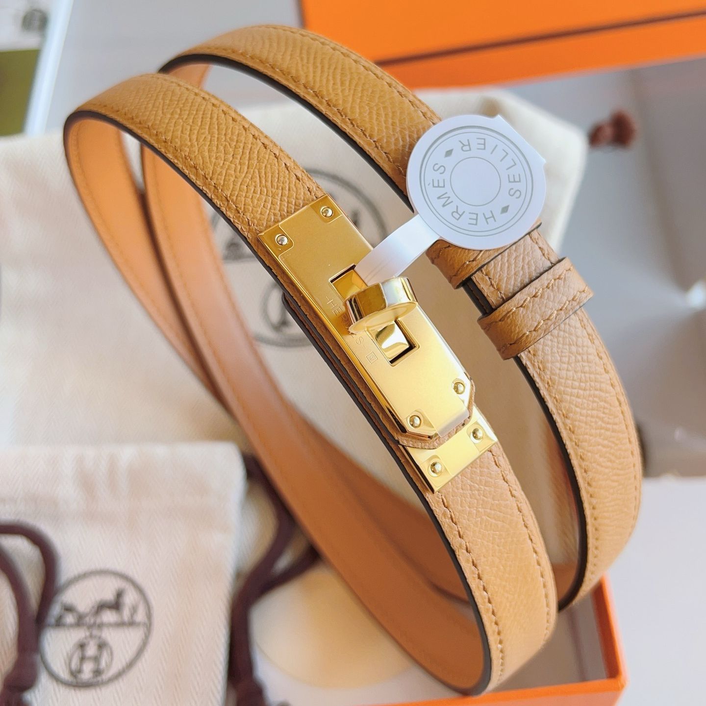 Hermes Kelly 18 Belt in Biscuit Epsom Leather