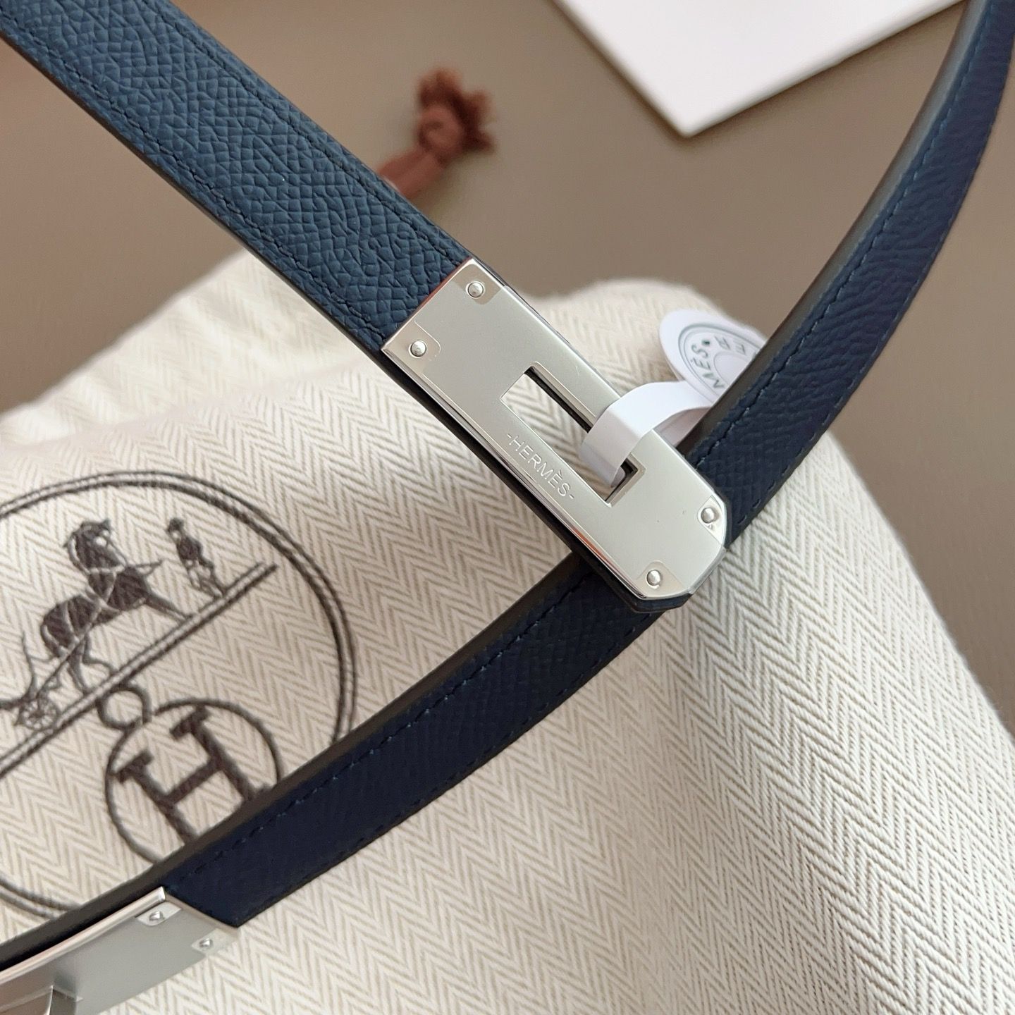 Hermes Kelly 18 Belt in Blue Nuit Epsom Leather - Image 8