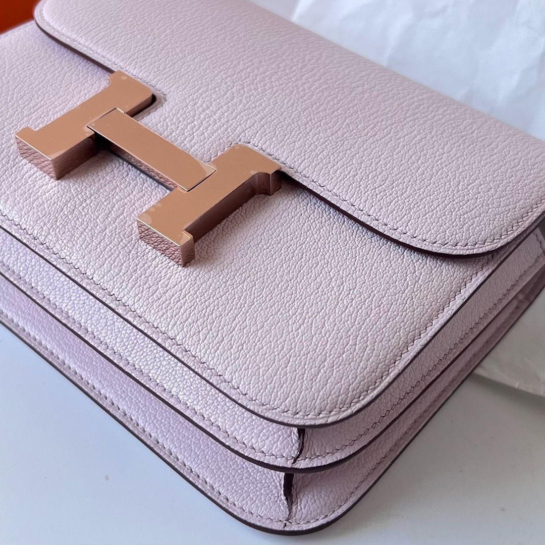 Hermes Constance 18 Handmade Bag In Mauve Pale Chevre Mysore Leather - Image 5