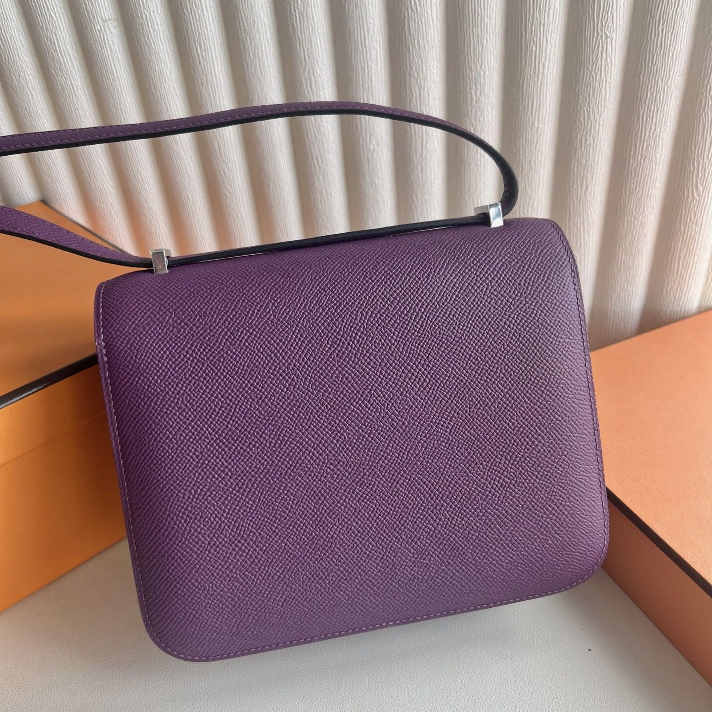 Hermes Constance 18 Handmade Bag in Raisin Epsom Calfskin - Image 5