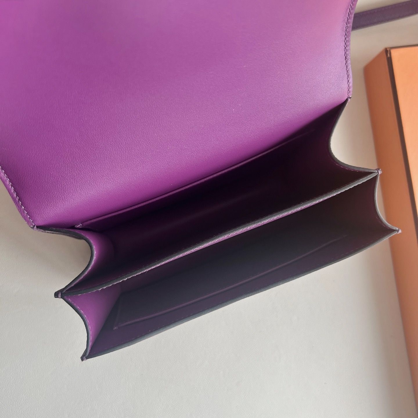 Hermes Constance 18 Handmade Bag in Raisin Epsom Calfskin - Image 7