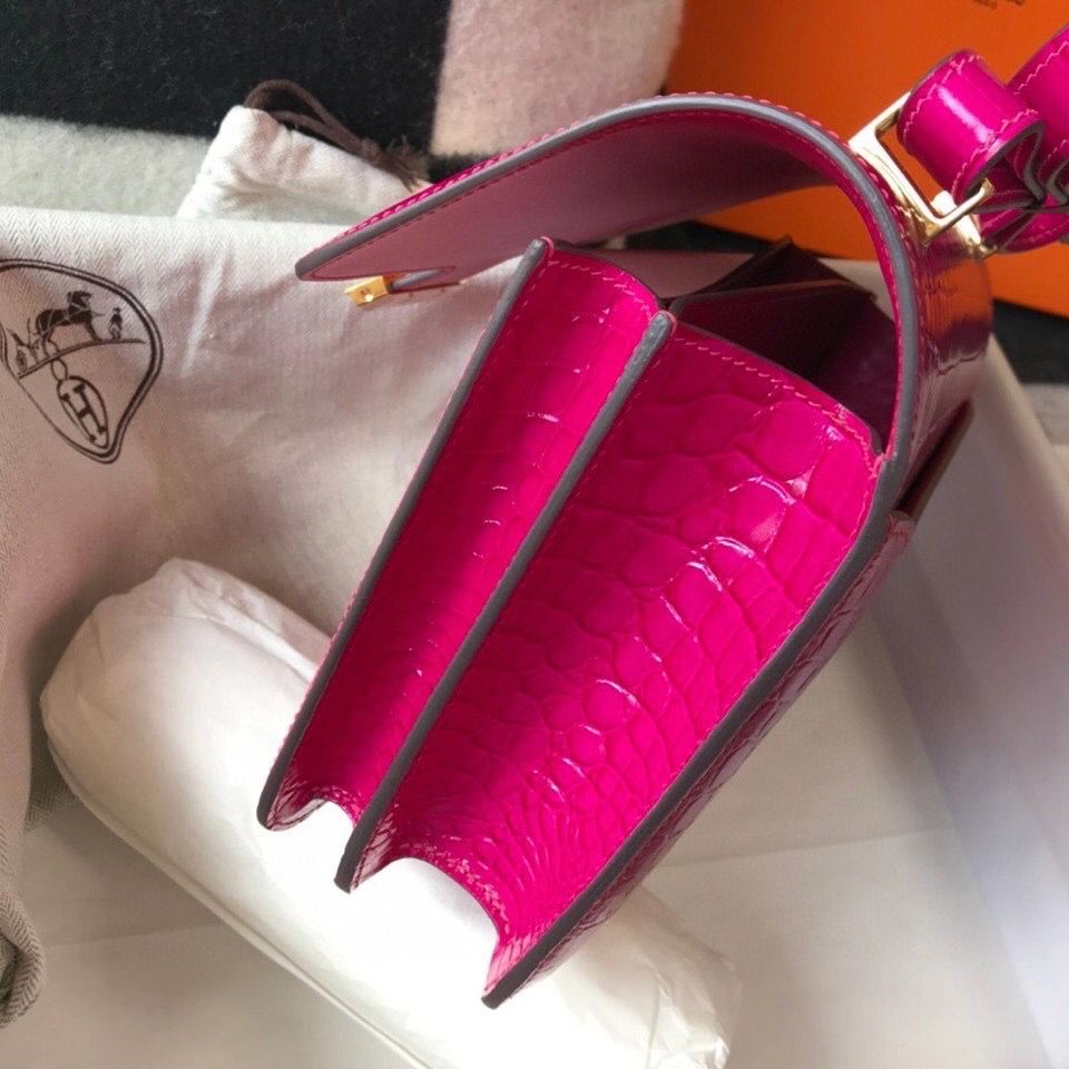 Hermes Constance 24cm Bag In Rose Red Embossed Crocodile - Image 5