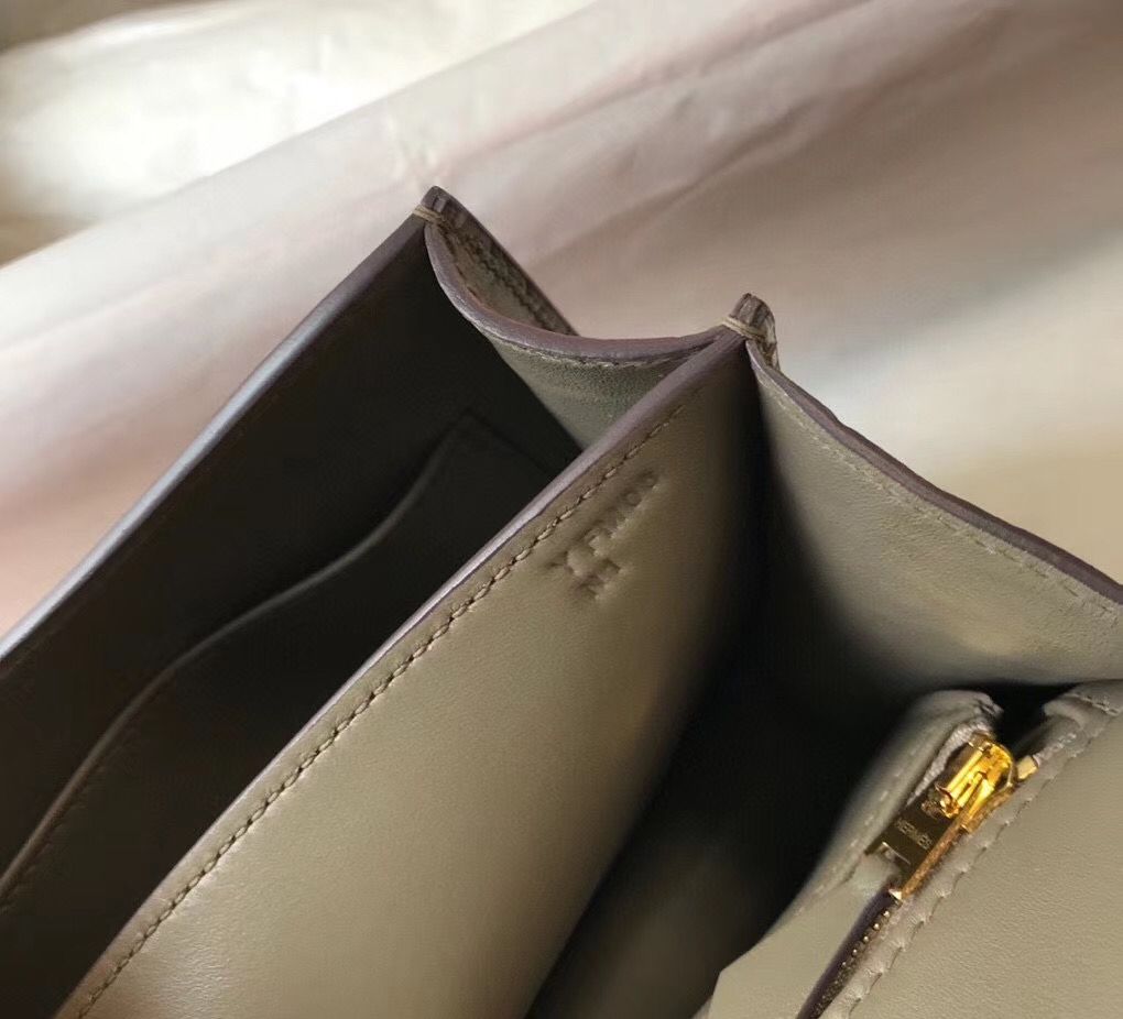 Hermes Constance 24cm Bag In Taupe Embossed Crocodile - Image 7