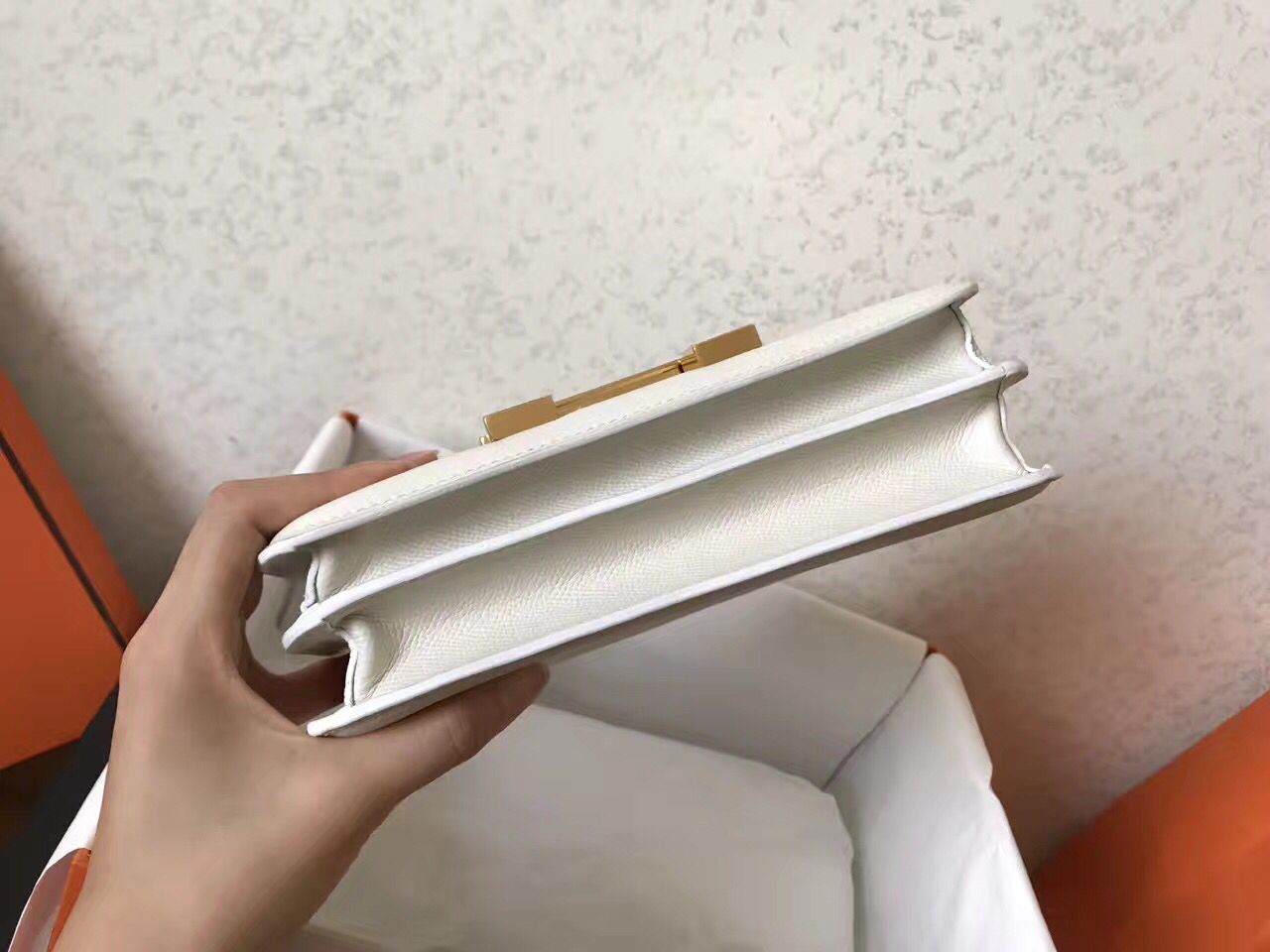 Hermes Constance 24 Handmade Bag In White Epsom Leather - Image 7