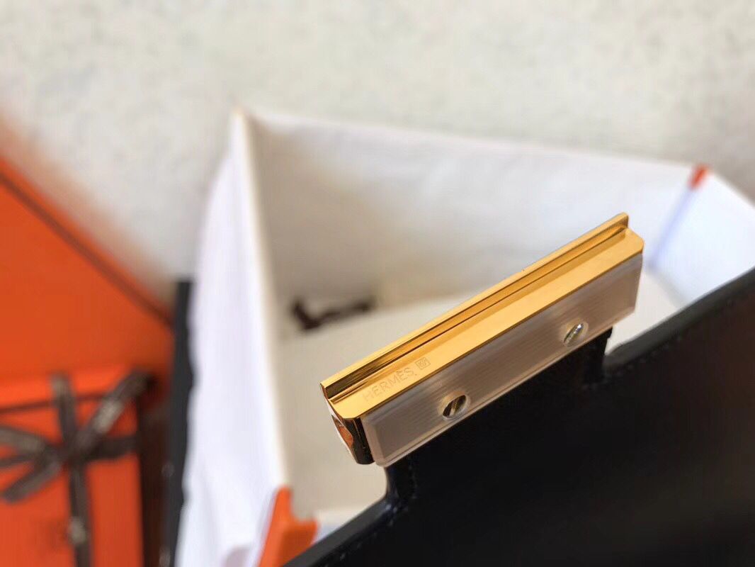 Hermes Constance 24 Handmade In Black Swift Leather - Image 3