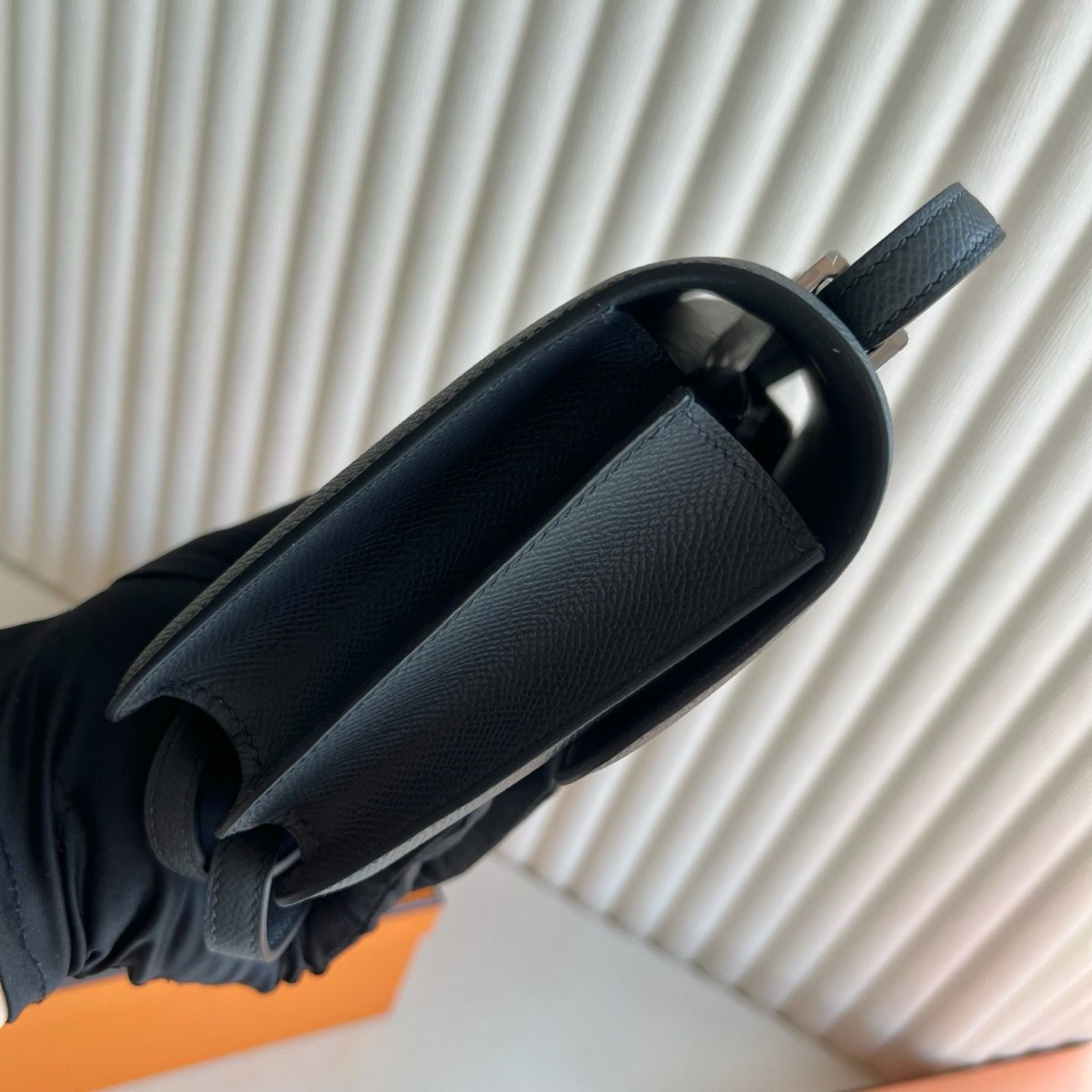 Hermes Constance 1-18 Mirror Bag in Gris Misty Epsom Calfskin - Image 10