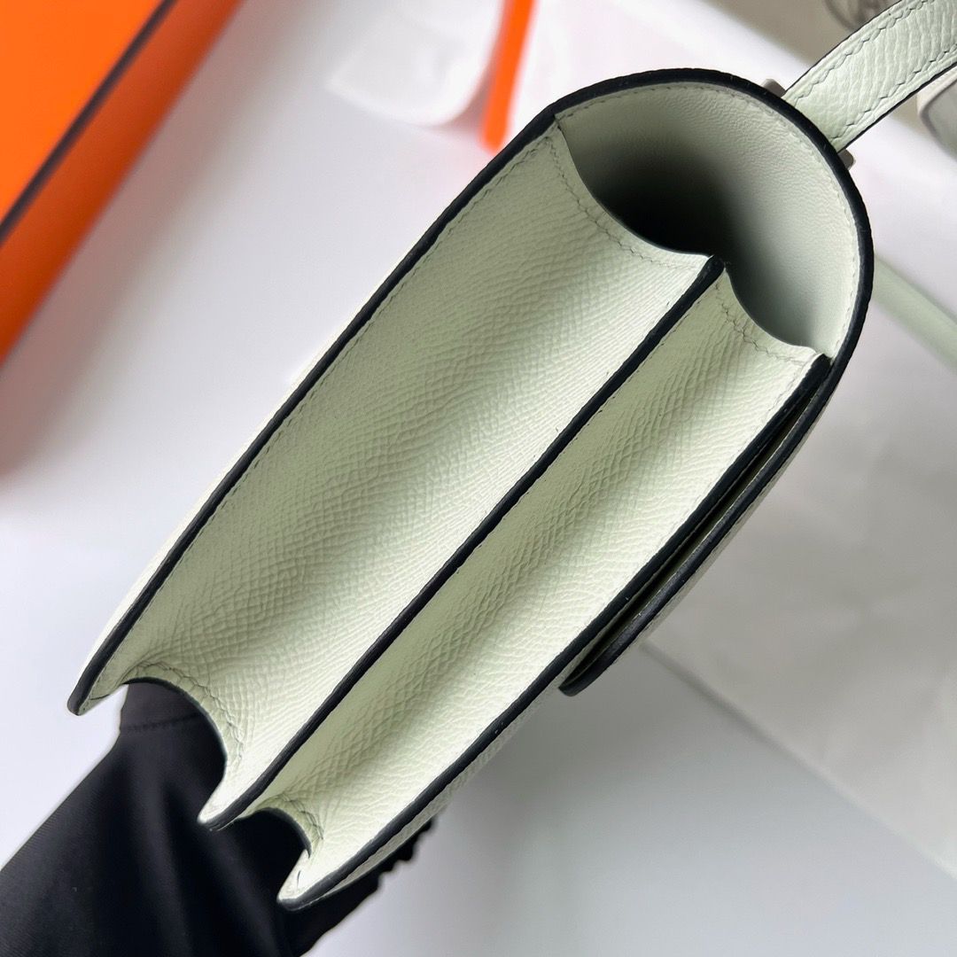 Hermes Constance 24 Handmade Bag In Vert Fizz Epsom Calfskin - Image 7