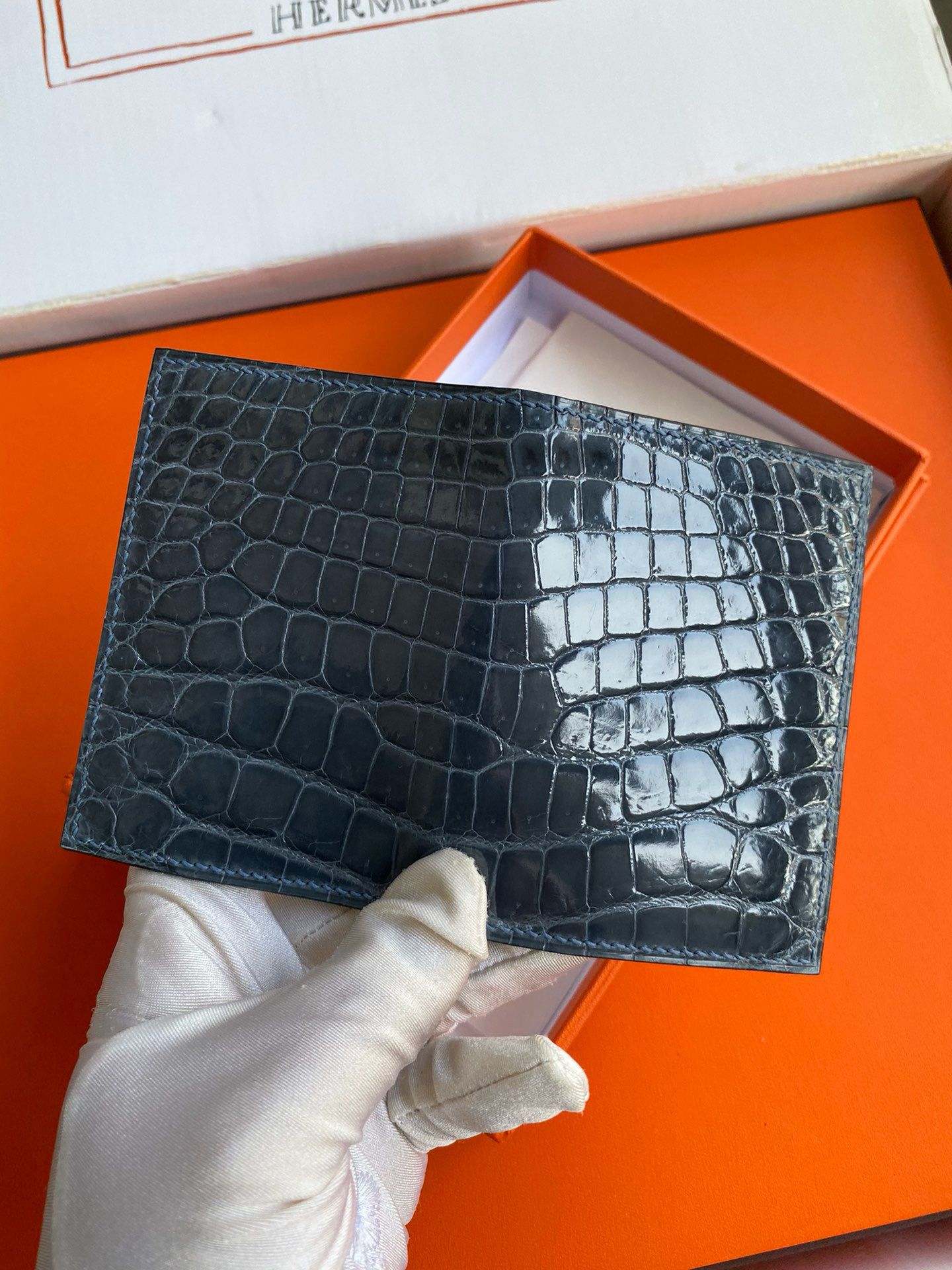 Hermes MC² Euclide Card Holder in Blue Colvert Shiny Alligator Leather - Image 7