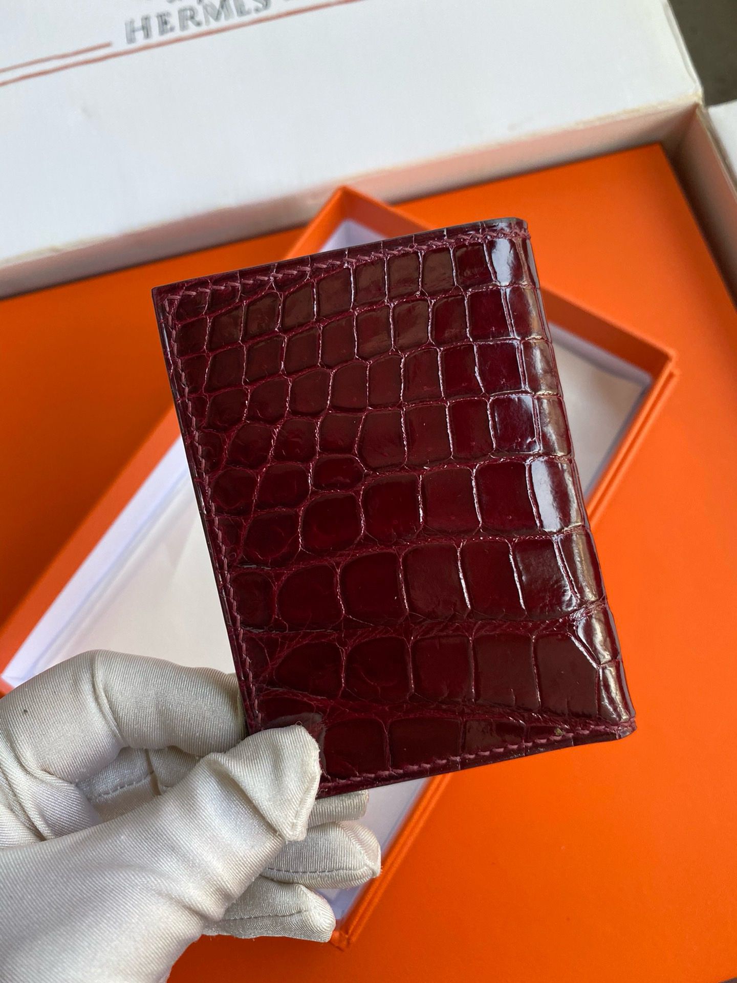 Hermes MC² Euclide Card Holder in Bordeaux Shiny Alligator Leather - Image 6