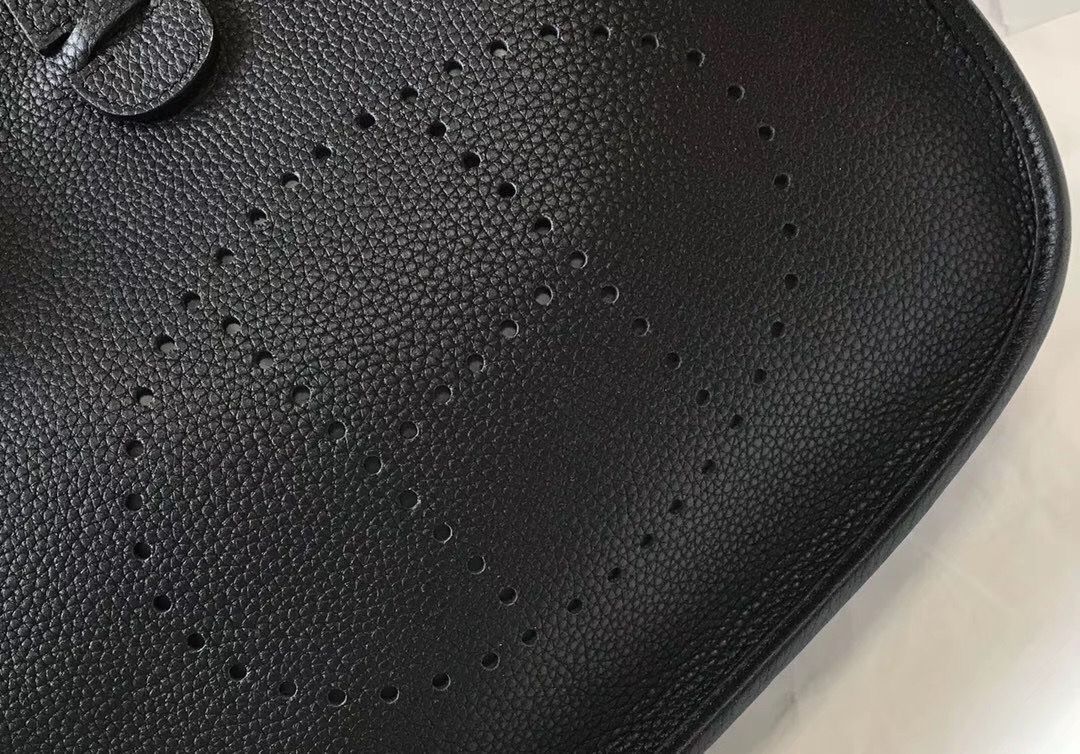 Hermes Evelyne III 29 PM Bag In Black Clemence Leather - Image 6