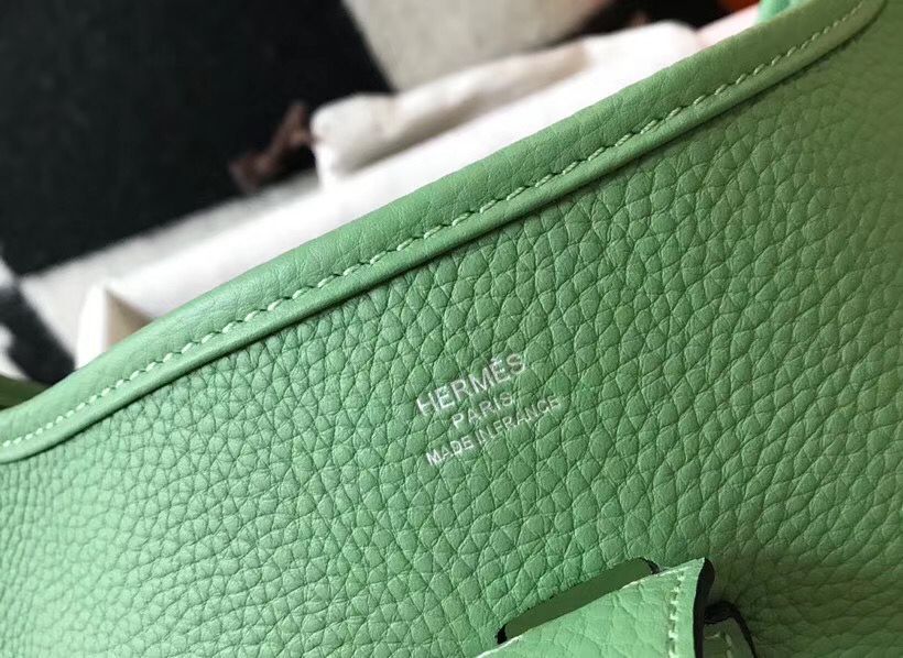 Hermes Evelyne III 29 PM Bag In Vert Criquet Clemence Leather - Image 5