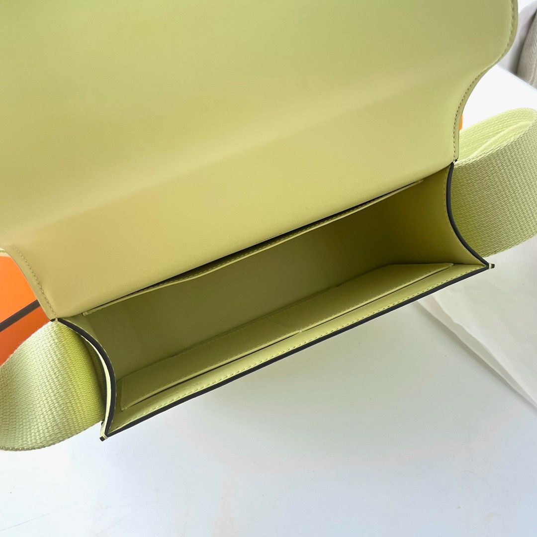 Hermes Geta Handmade Bag In Jaune Bourgeon Chevre Mysore Leather - Image 9