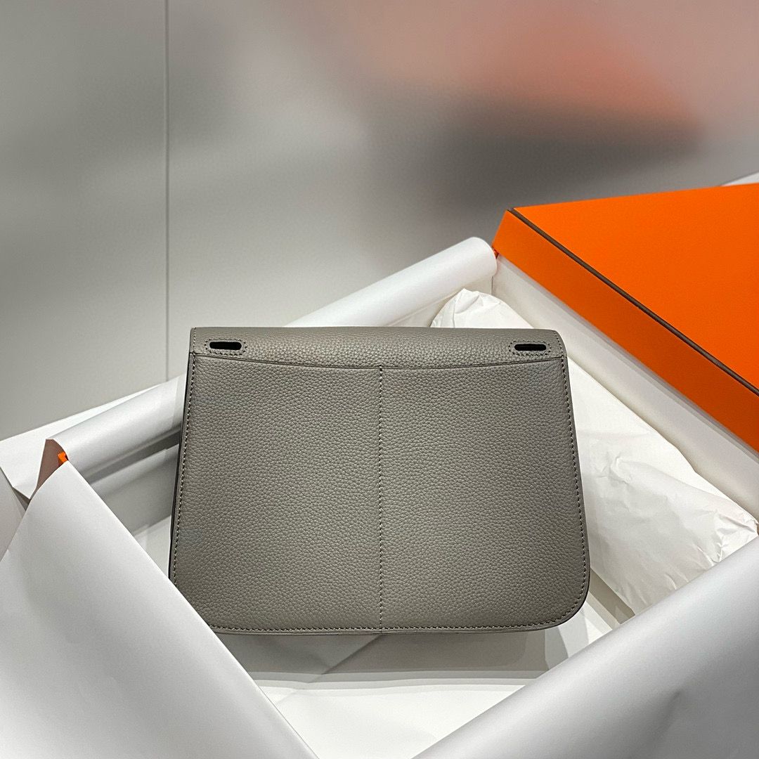 Hermes Halzan 25 Bag in Gris Meyer Clemence Leather - Image 3