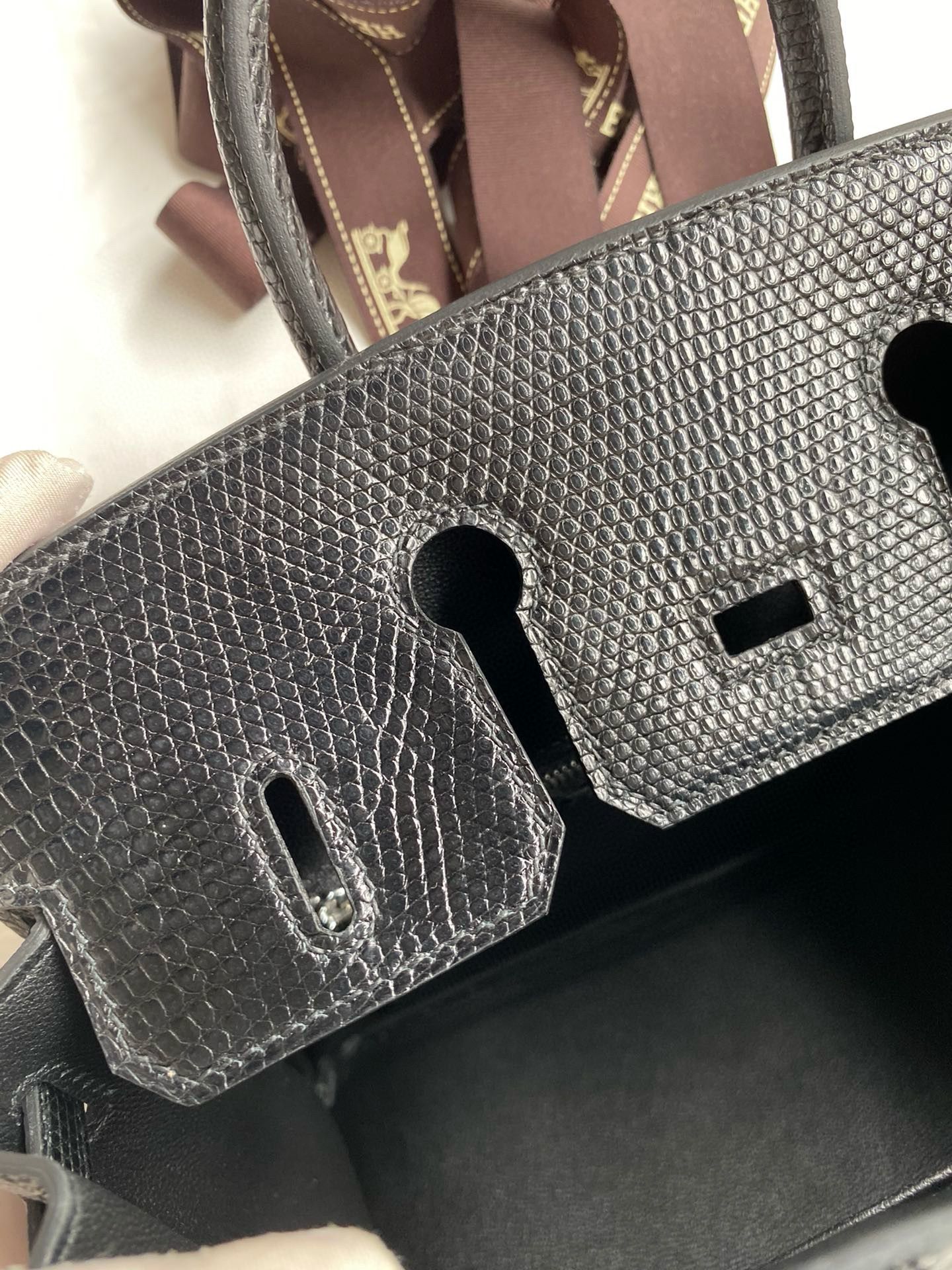 Hermes Birkin 25 Retourne Handmade Bag in Black Lizard Leather - Image 8