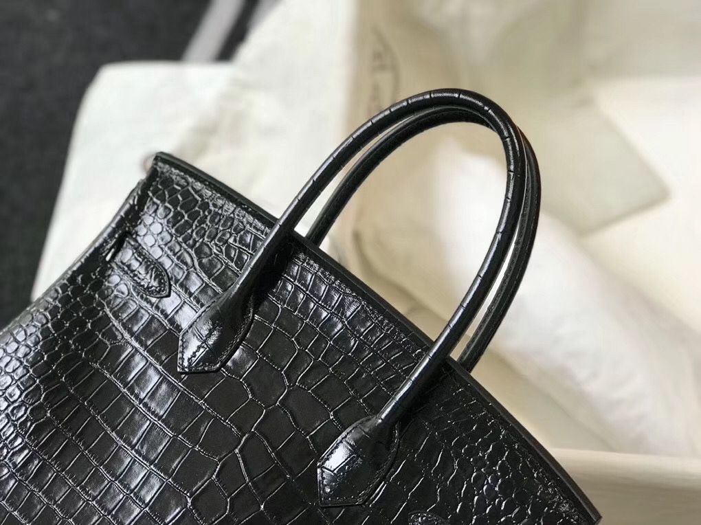 Hermes Birkin 30cm Bag In Black Embossed Crocodile Leather - Image 7
