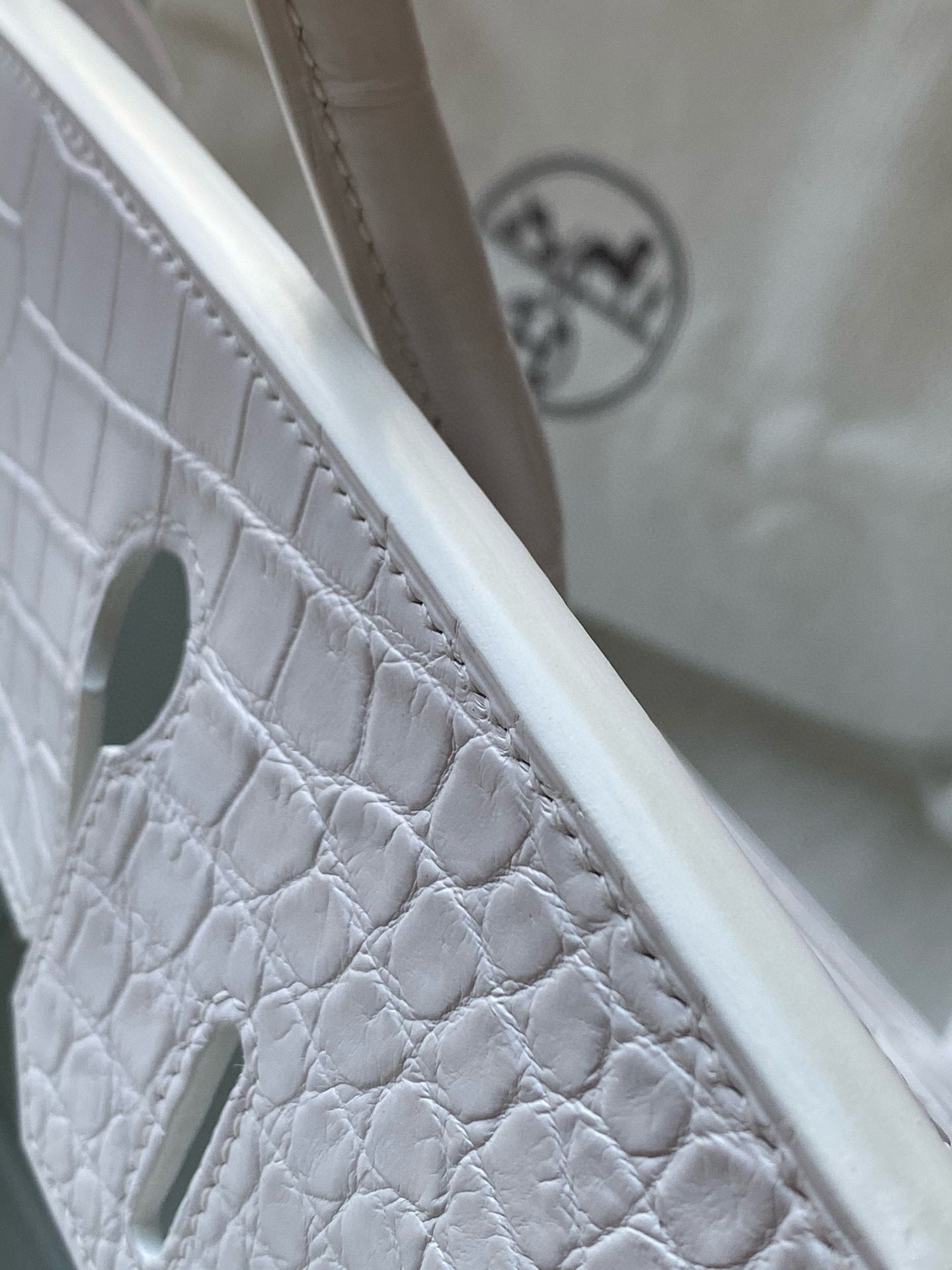 Hermes Birkin 30 Handmade Bag In White Crocodile Niloticus Matte Skin - Image 8