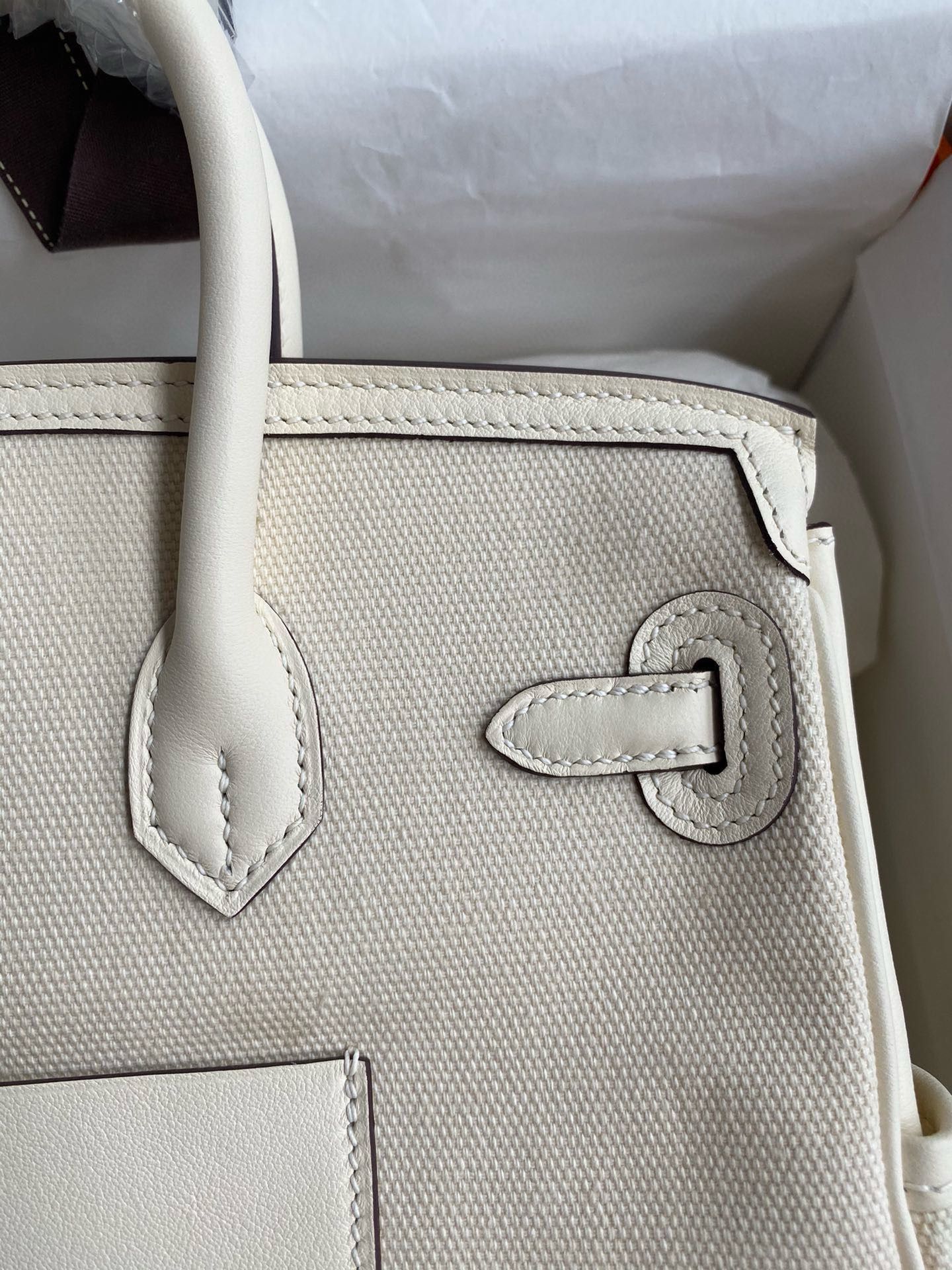Hermes Birkin Cargo 25 Bag in Craie Toile and Swift Leather - Image 4