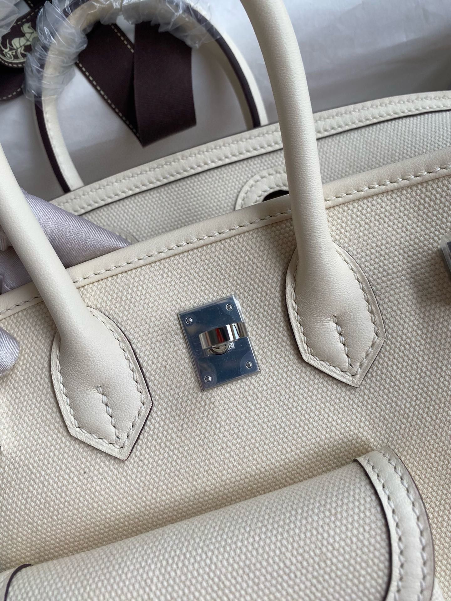 Hermes Birkin Cargo 25 Bag in Craie Toile and Swift Leather - Image 7