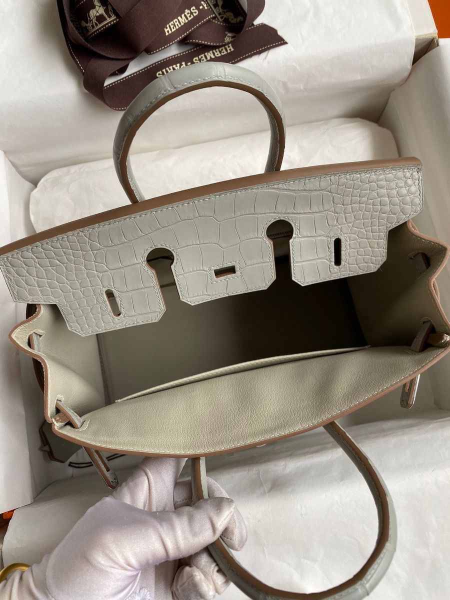 Hermes Touch Birkin 25 Bag in Pearl Grey Togo and Matte Alligator Leather - Image 8
