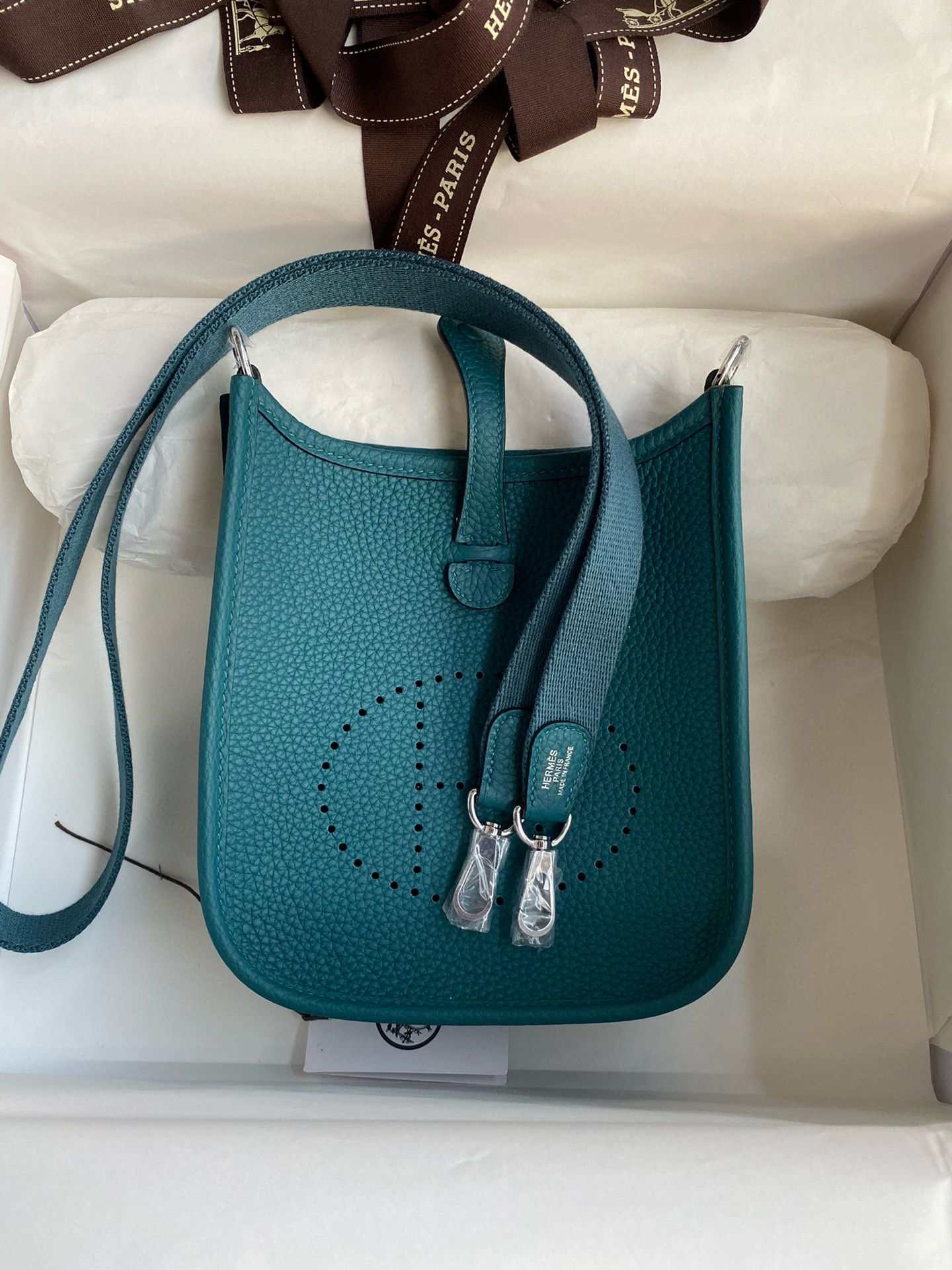 Hermes Evelyne Mini Handmade Bag in Colvert Clemence Leather - Image 9