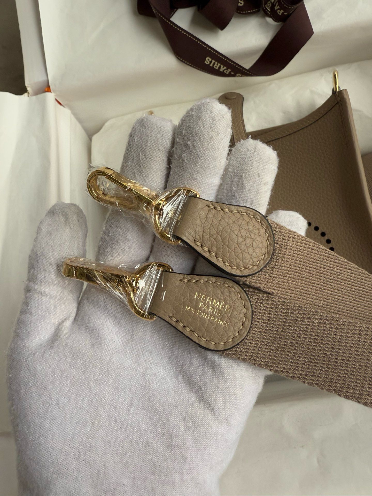 Hermes Evelyne Mini Handmade Bag in Gris Tourterelle Clemence Leather - Image 10