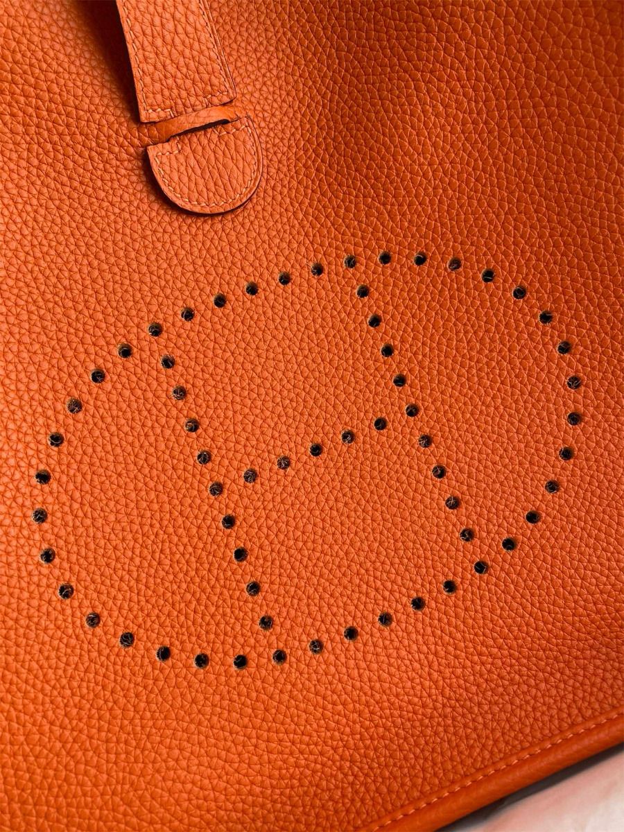 Hermes Evelyne III PM 29 Handmade Bag in Orange Clemence Leather - Image 5