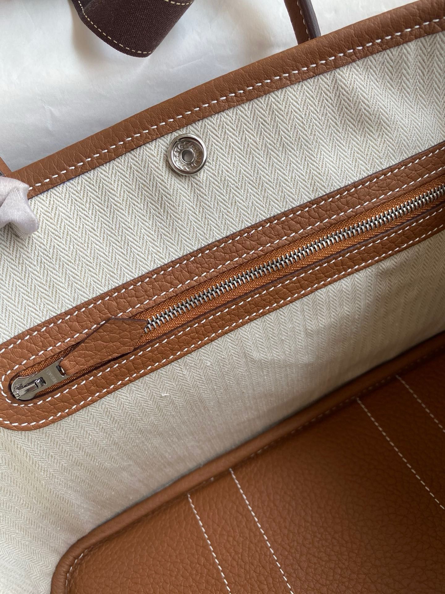 Hermes Garden Party 30 Handmade Bag in Gold Negonda Leather - Image 7