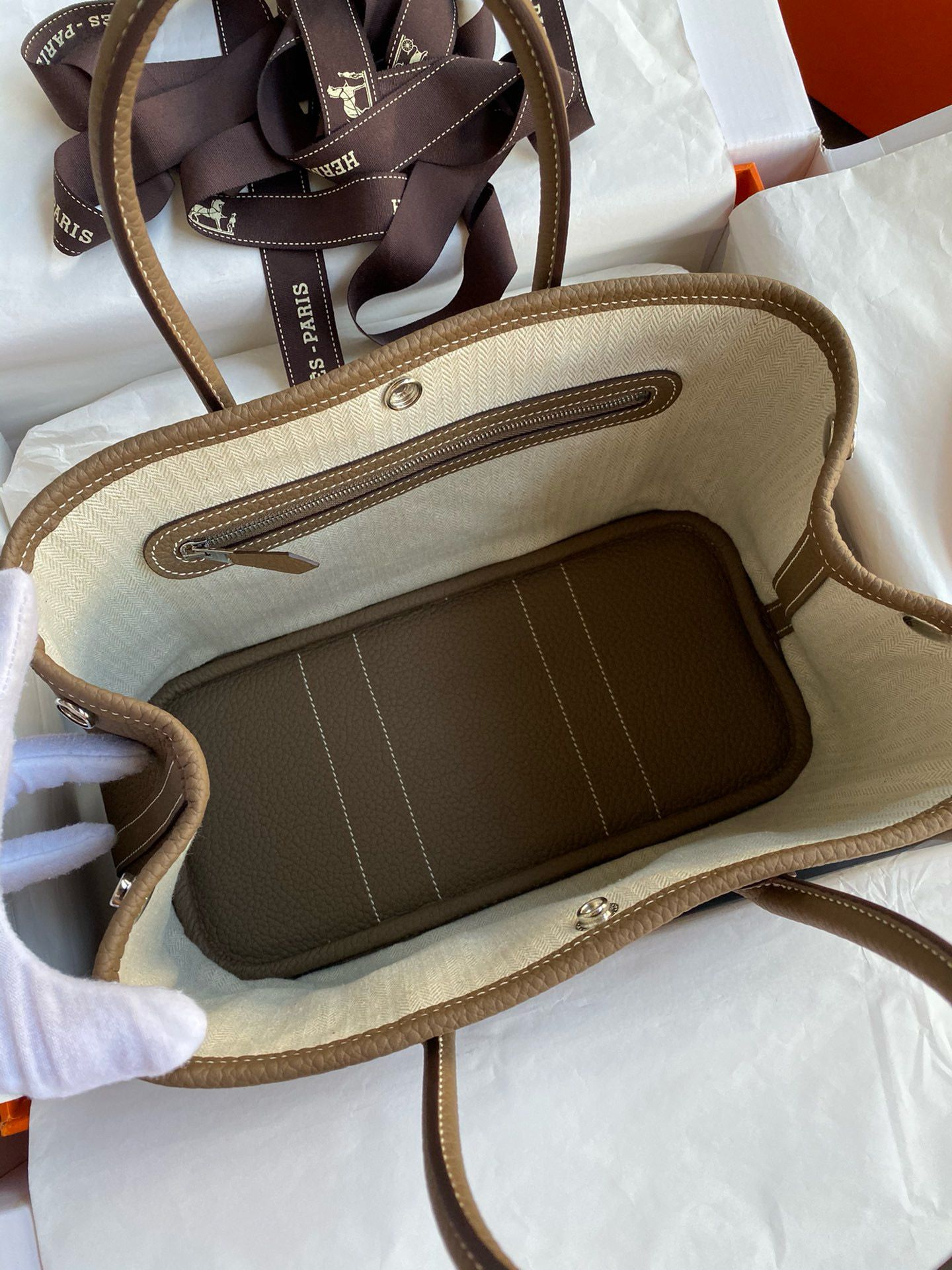 Hermes Garden Party 30 Handmade Bag in Taupe Negonda Leather - Image 7
