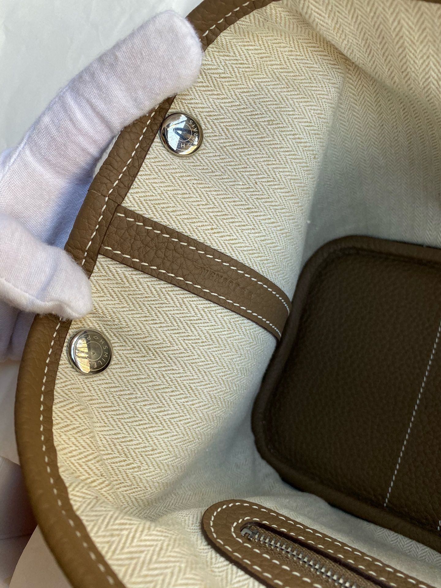 Hermes Garden Party 30 Handmade Bag in Taupe Negonda Leather - Image 10