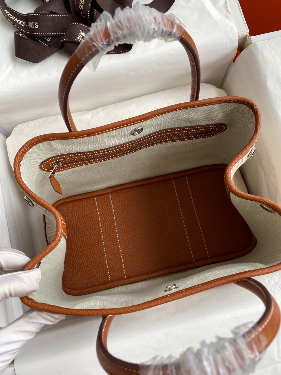 Hermes Garden Party 30 Handmade Bag in Toile and Gold Leather - Image 8