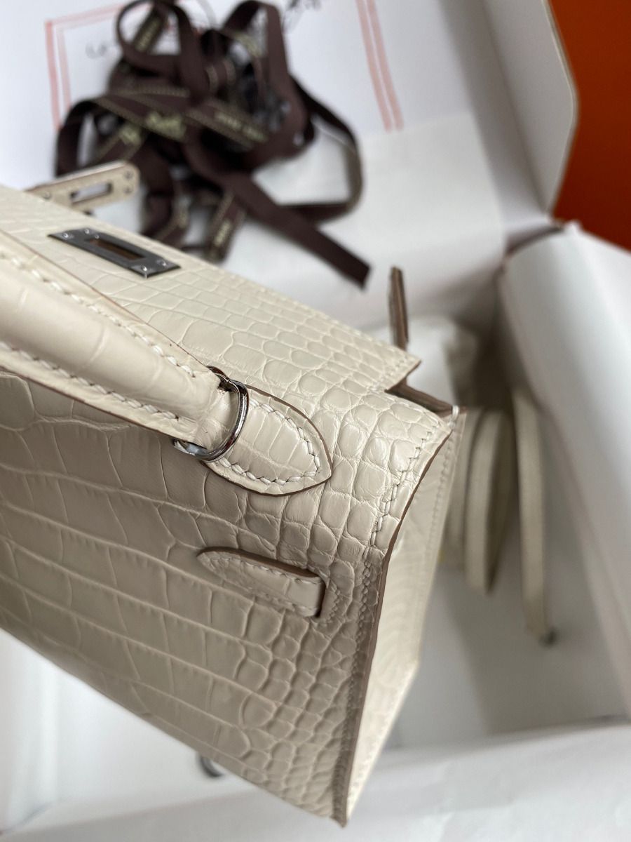 Hermes Kelly Mini II Sellier Handmade Bag In Beton Matte Alligator Leather - Image 8