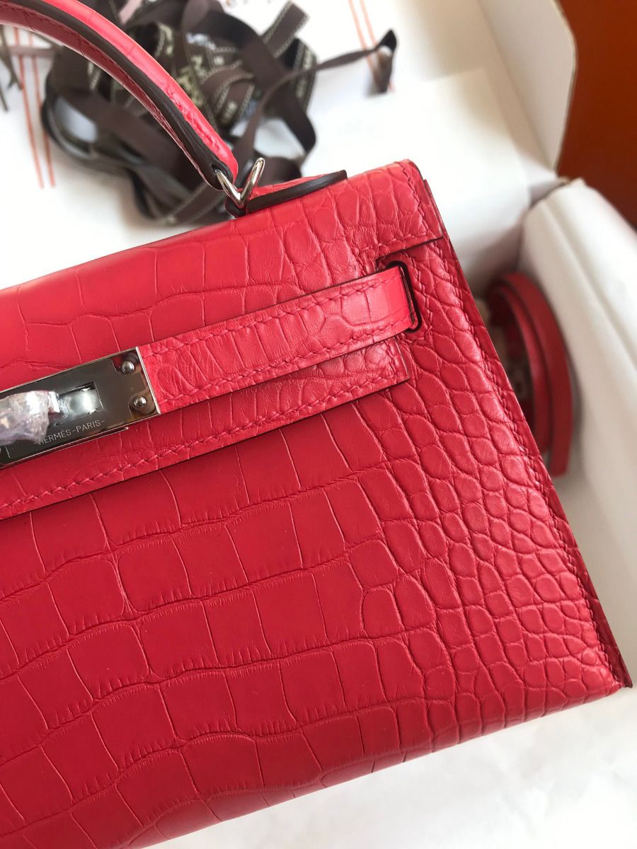 Hermes Kelly Mini II Sellier Handmade Bag In Rose Extreme Matte Alligator Leather - Image 4