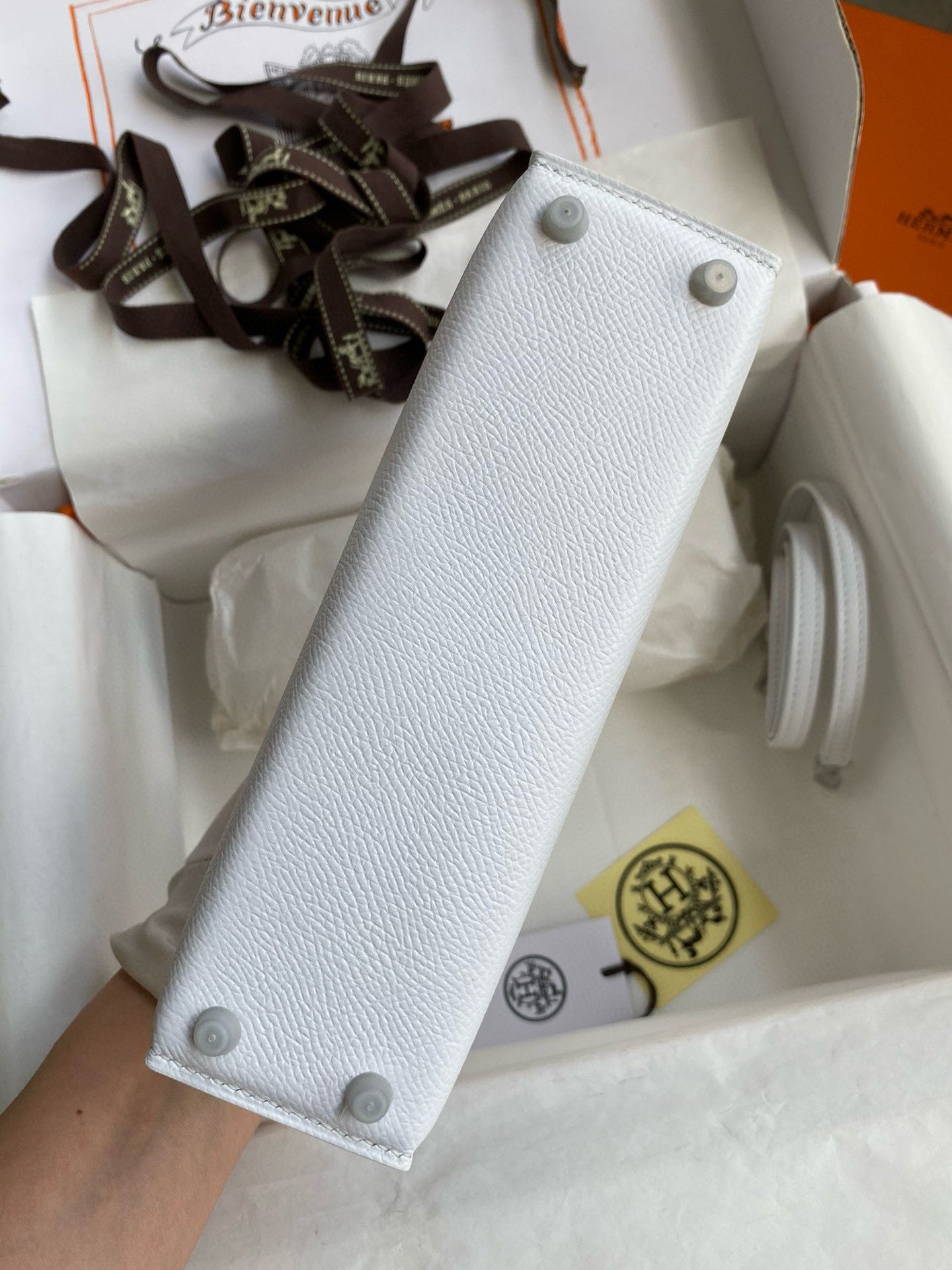 Hermes Kelly Mini II Sellier Handmade Bag In White Epsom Calfskin - Image 4