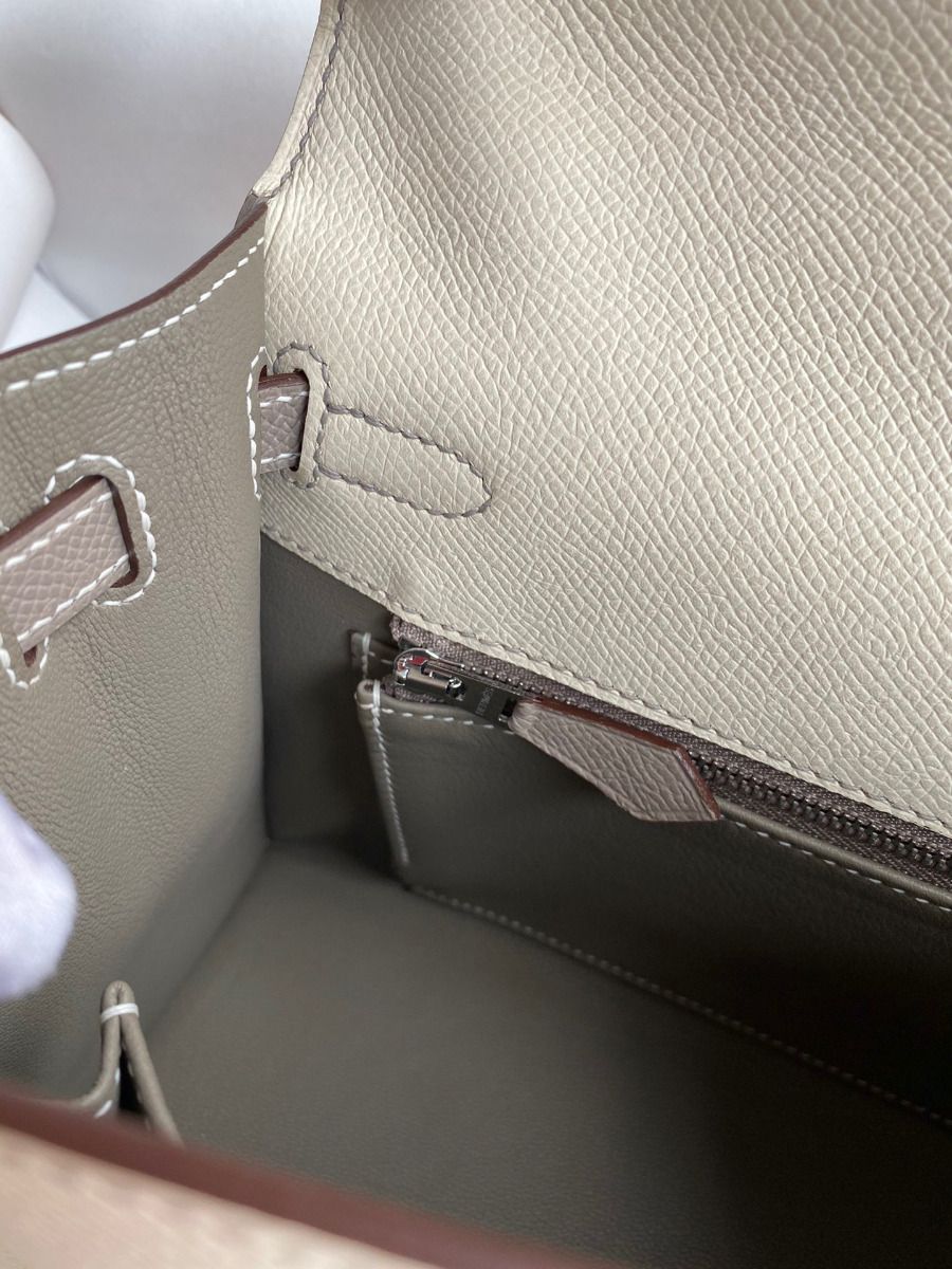 Hermes Kelly Sellier 25 Bicolor Bag in Craie and Gris Asphalt Epsom Calfskin - Image 10