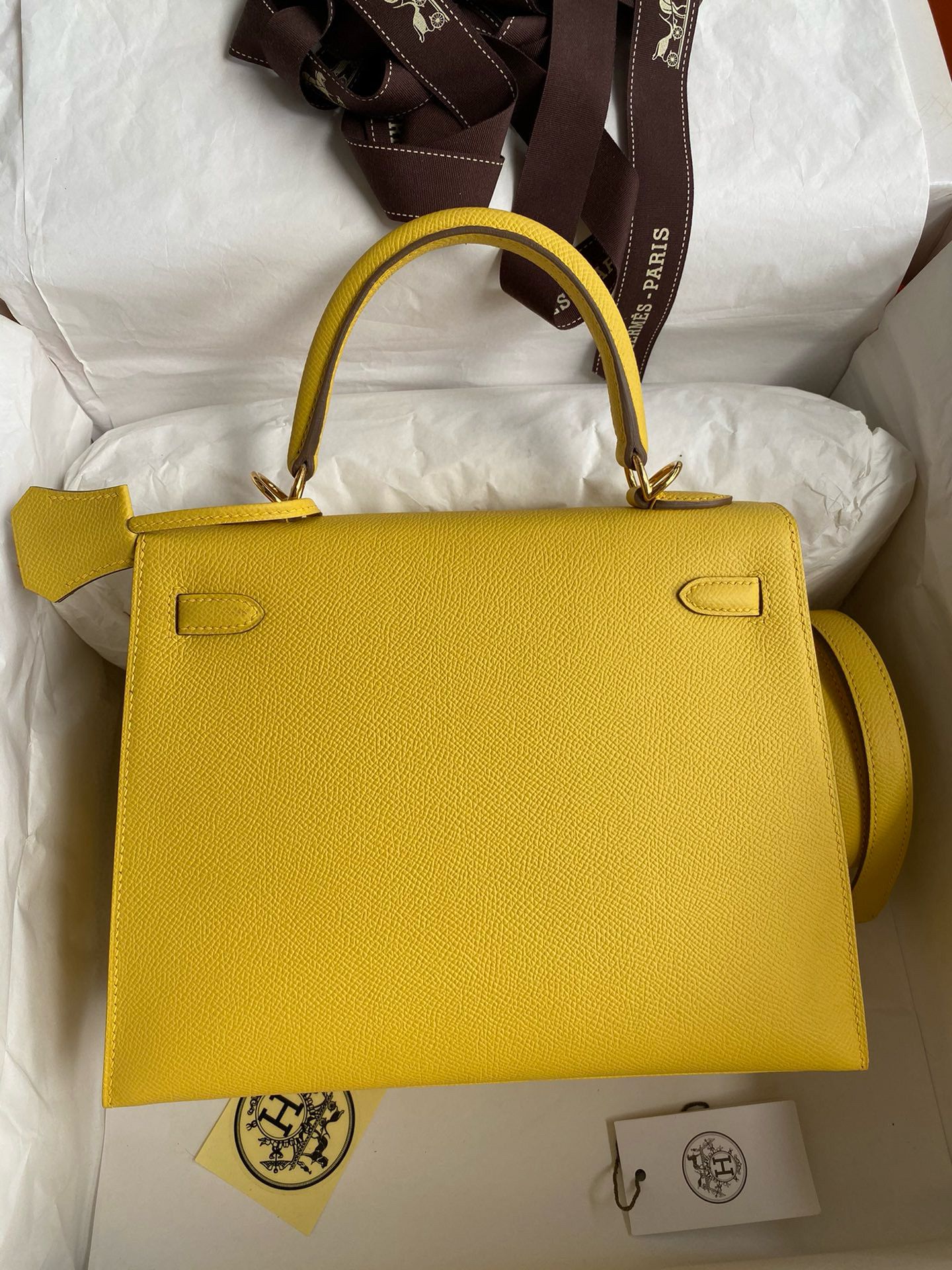 Hermes Kelly Sellier 25 Handmade Bag in Jaune de Naples Epsom Calfskin - Image 3
