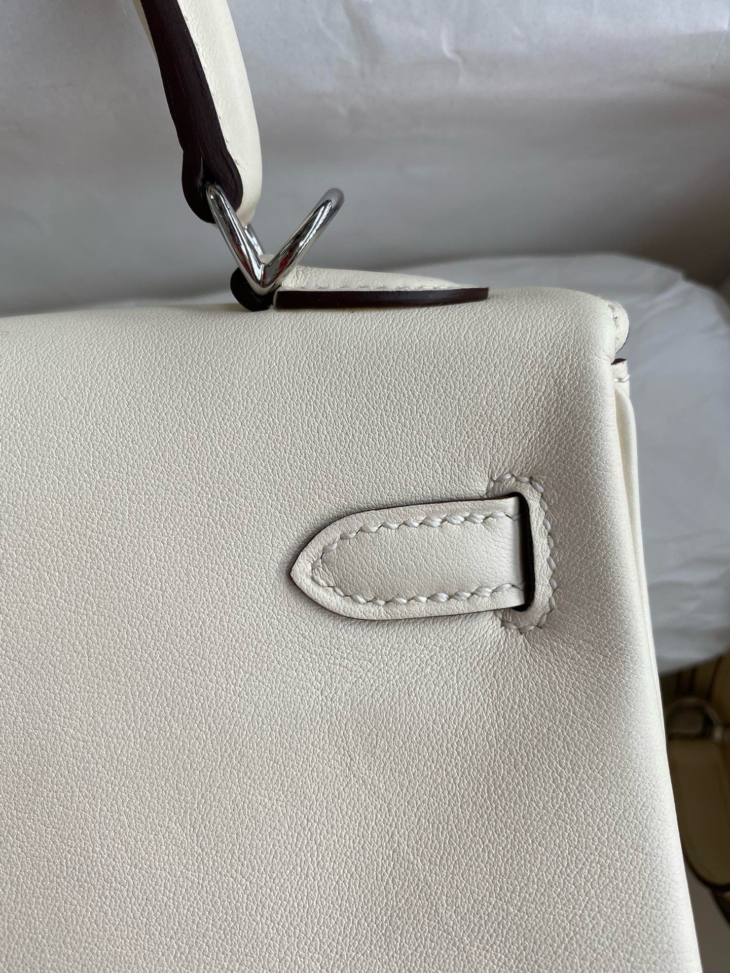 Hermes Kelly Retourne 25 Handmade Bag In Nata Swift Calfskin - Image 5
