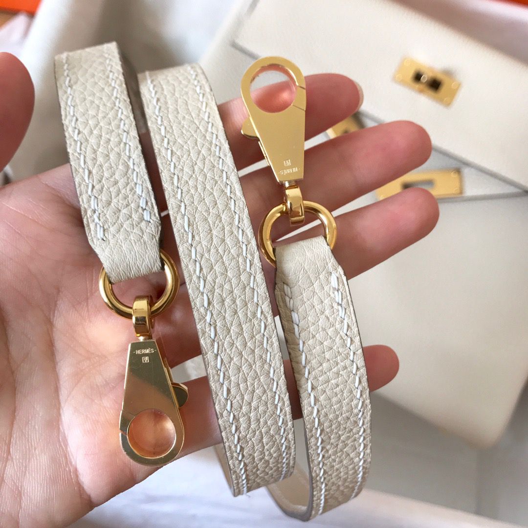 Hermes Kelly Retourne 28 Handmade Bag In Craie Clemence Leather - Image 7