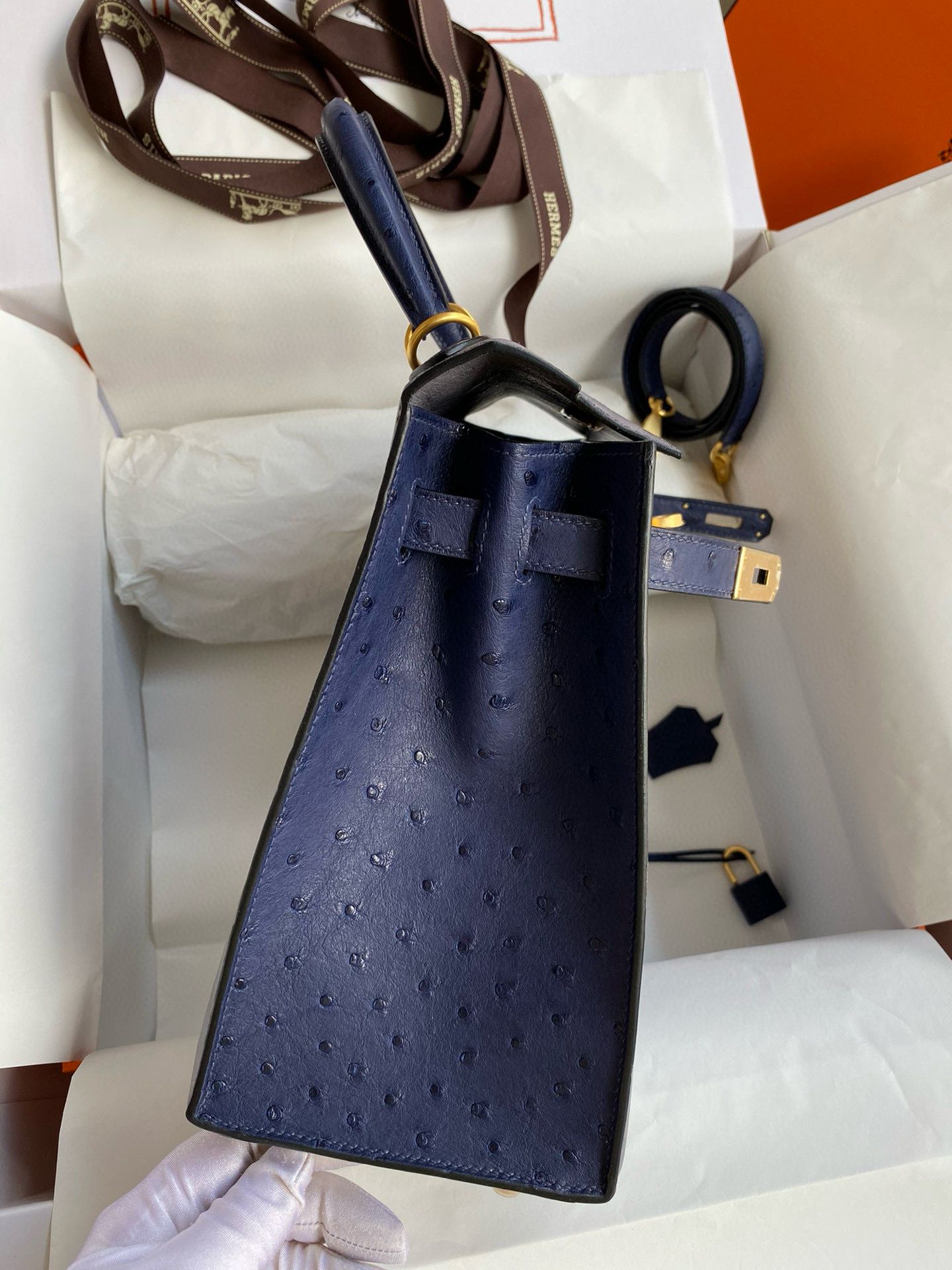 Hermes HSS Kelly 28 Bicolor Bag in Gris Agate and Blue Iris Ostrich Leather - Image 6