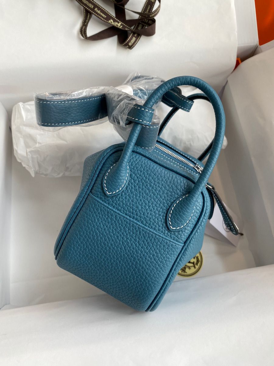 Hermes Mini Lindy Handmade Bag In Blue Jean Clemence Leather - Image 3