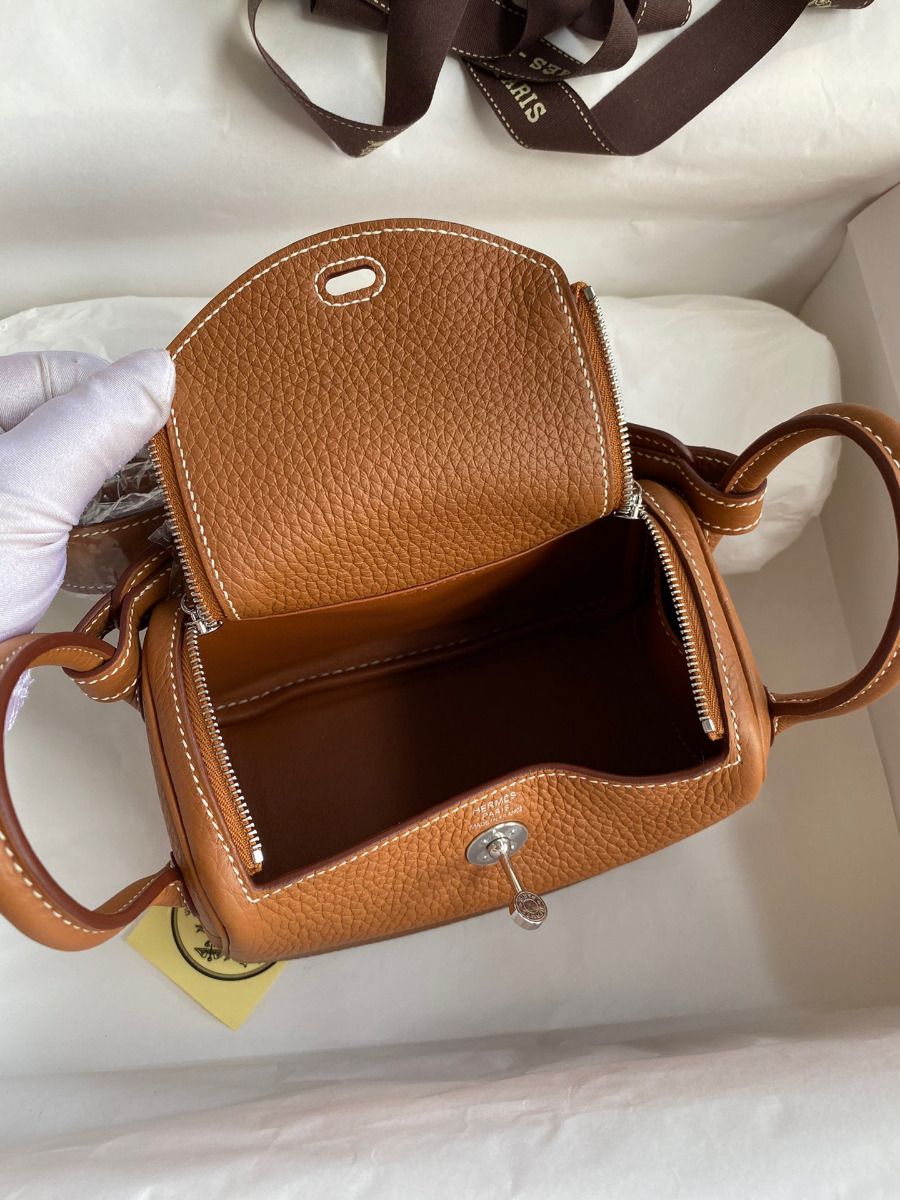 Hermes Mini Lindy Handmade Bag In Gold Clemence Leather - Image 7