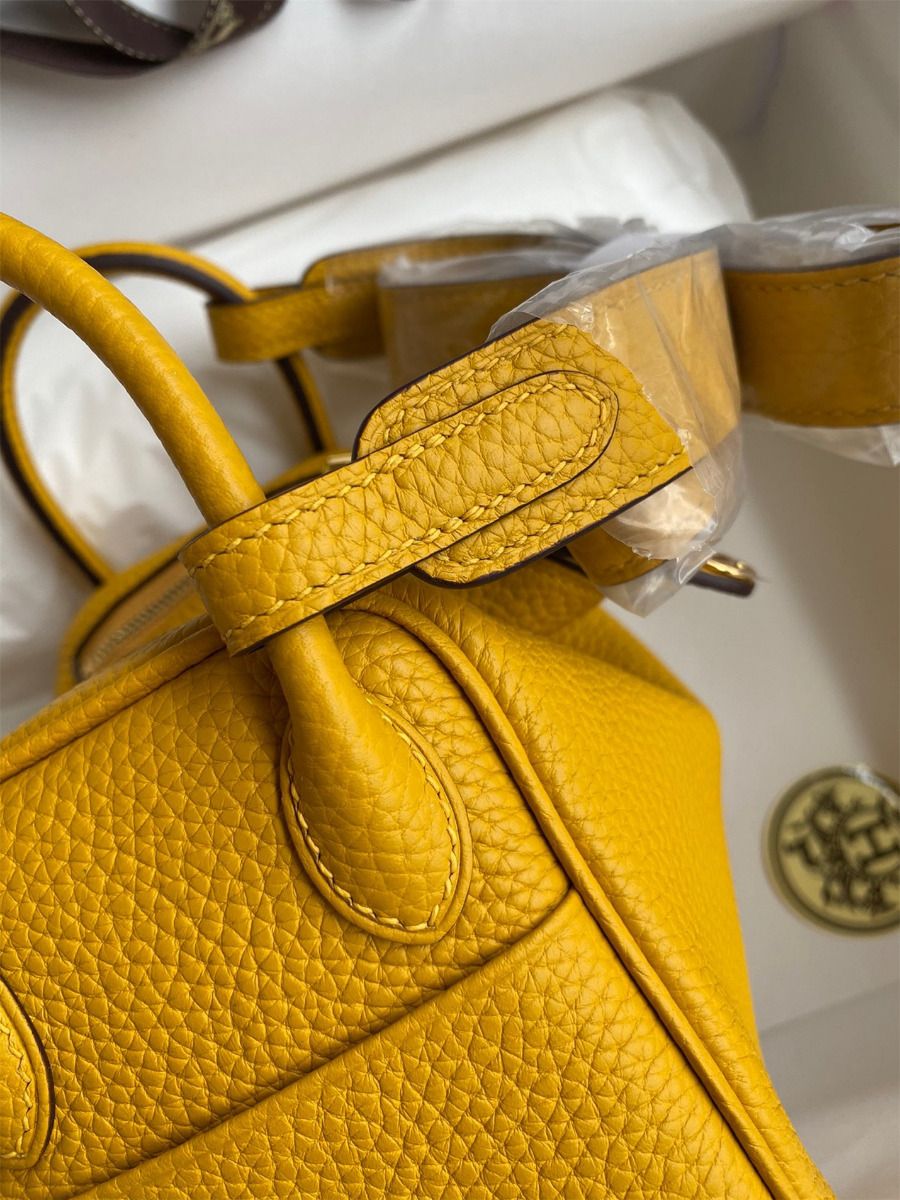 Hermes Mini Lindy Handmade Bag In Jaune Ambre Clemence Leather - Image 5