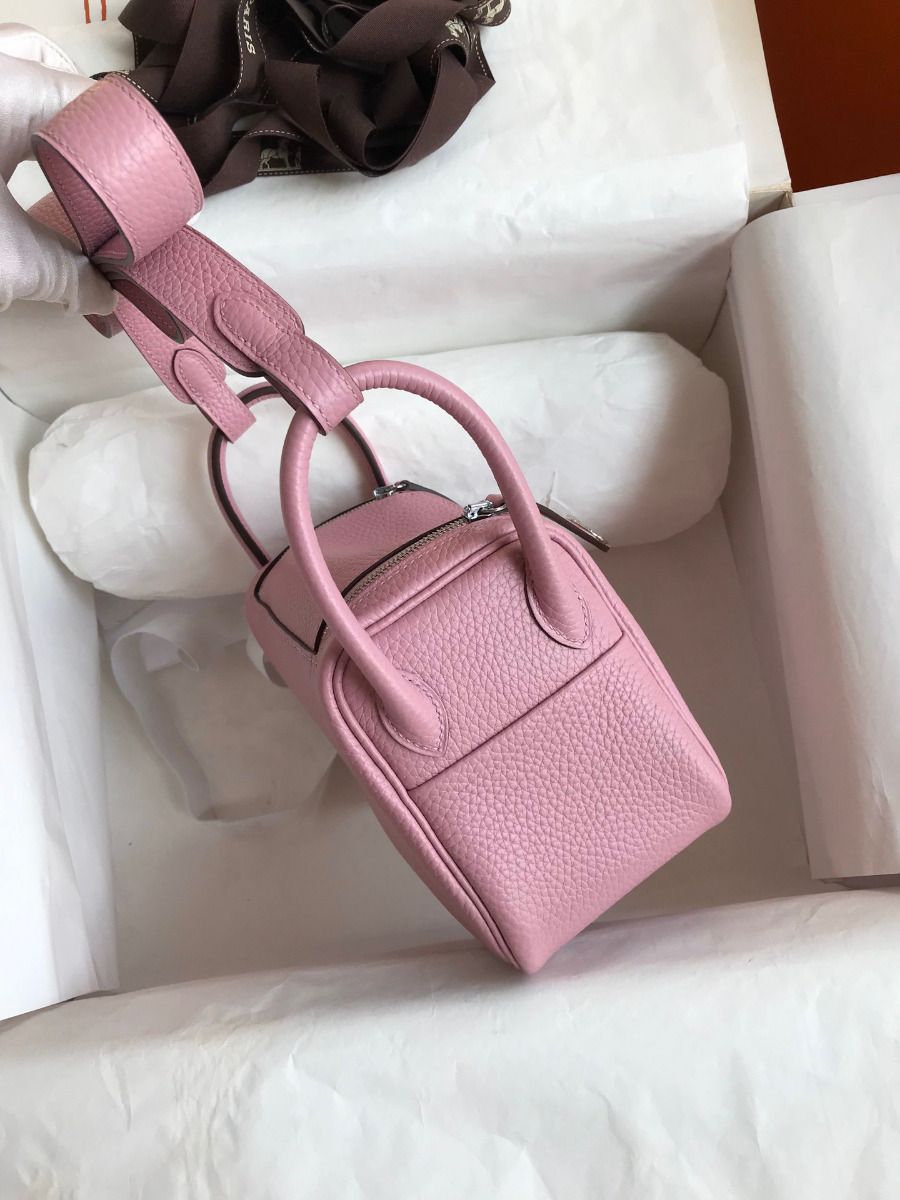 Hermes Mini Lindy Handmade Bag In Pink Clemence Leather - Image 3