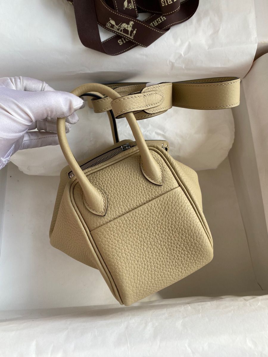Hermes Mini Lindy Handmade Bag In Trench Clemence Leather - Image 3