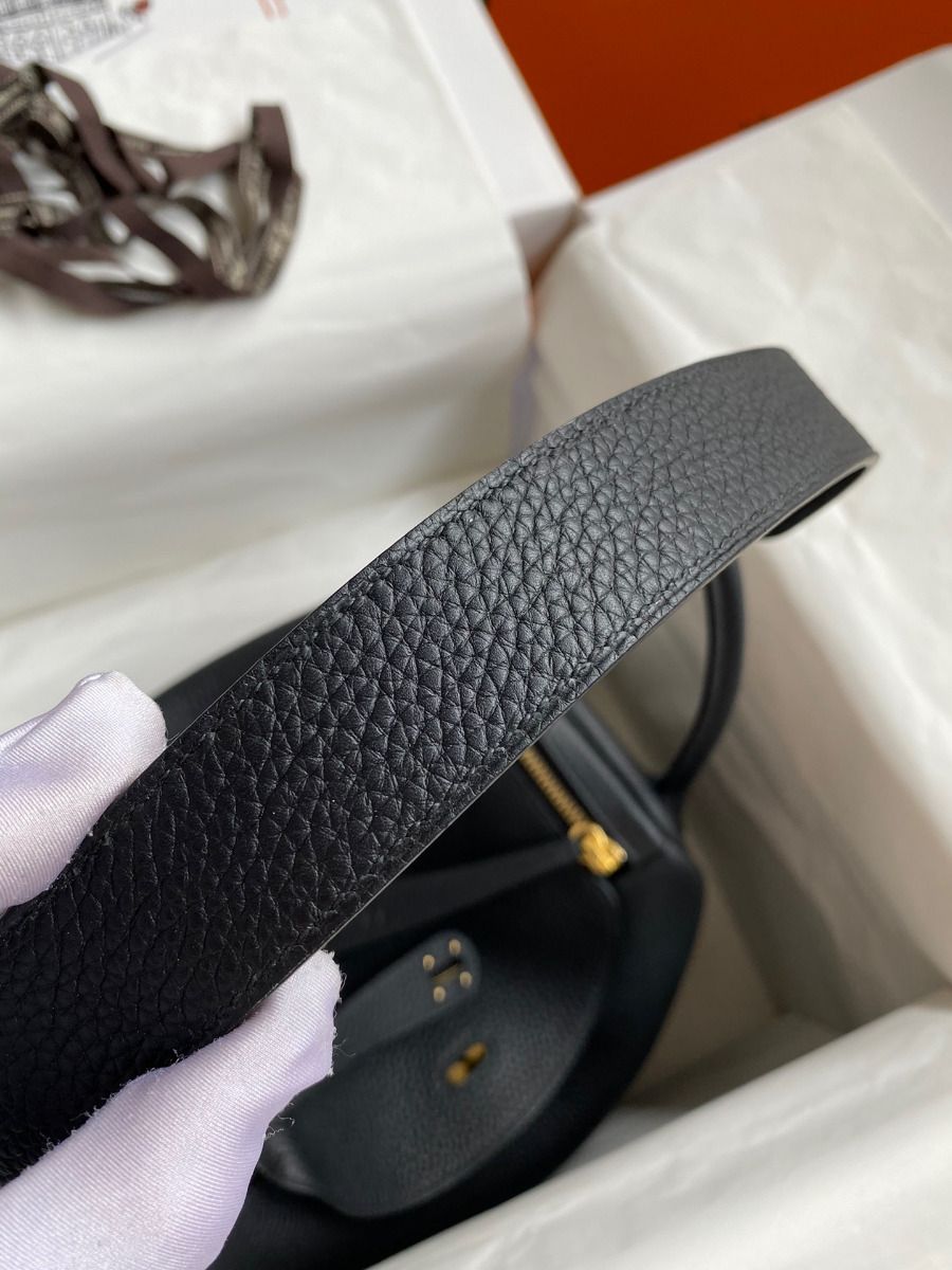 Hermes Lindy 30 Handmade Bag In Black Clemence Leather - Image 8
