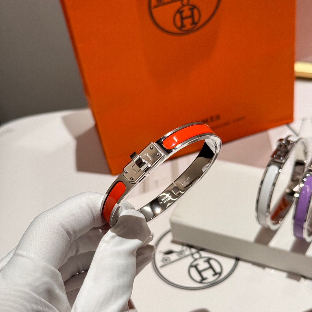 Hermes Orange Mini Clic Kelly Bracelet - Image 4