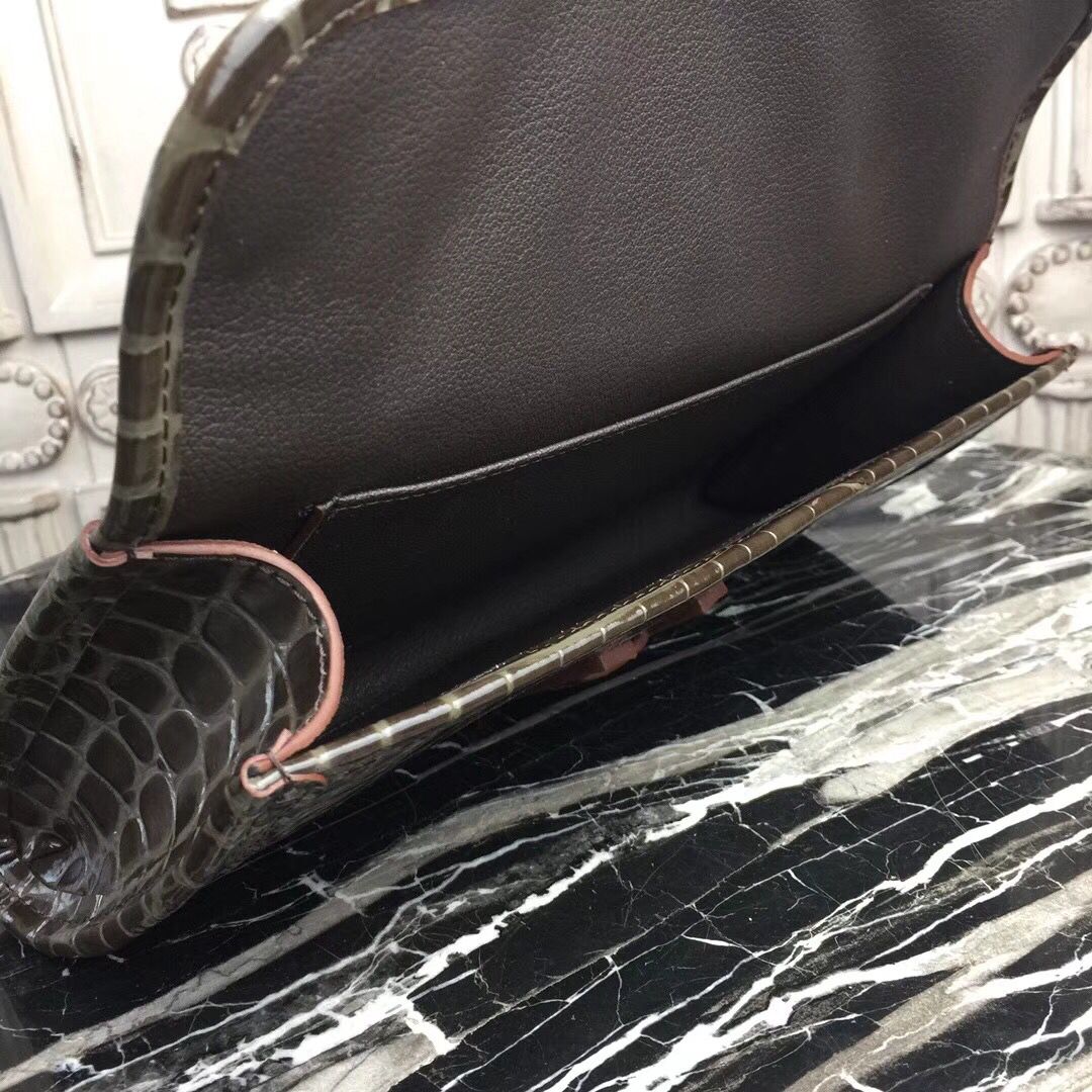 Hermes Jige Elan 29 Clutch In Chocolate Crocodile Leather - Image 9