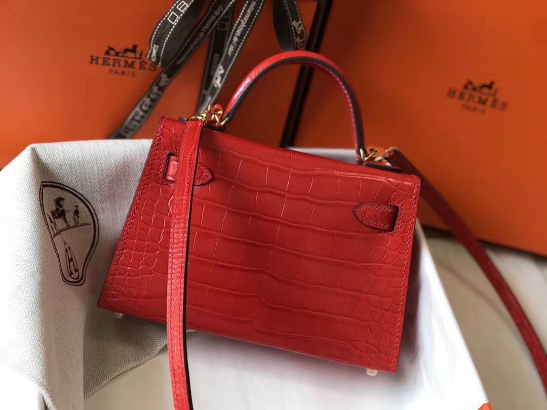 Hermes Kelly Mini II Handmade Bag In Red Crocodile Embossed Leather - Image 3