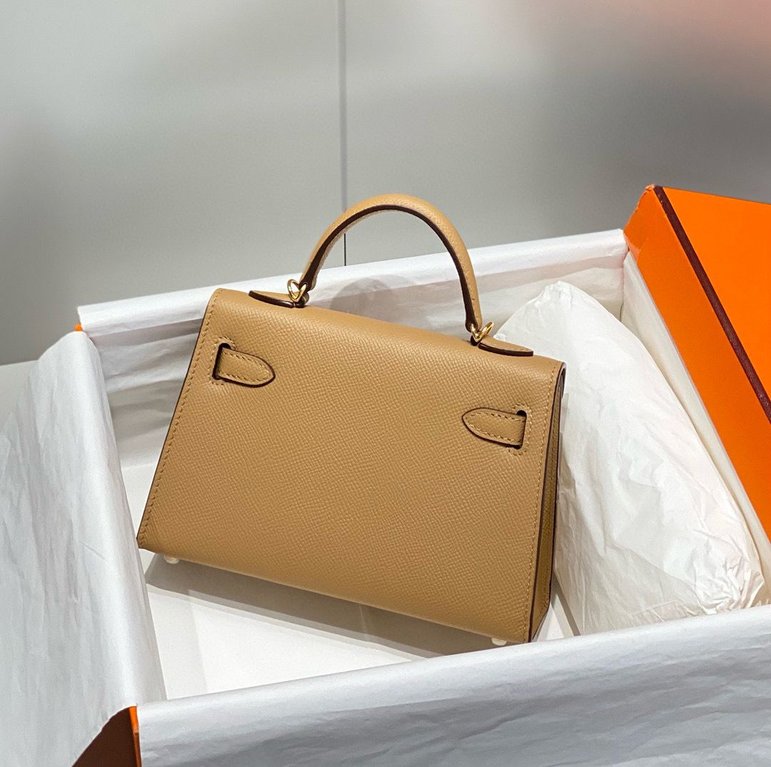 Hermes Kelly Mini II Bag In Chai Epsom Leather GHW - Image 3