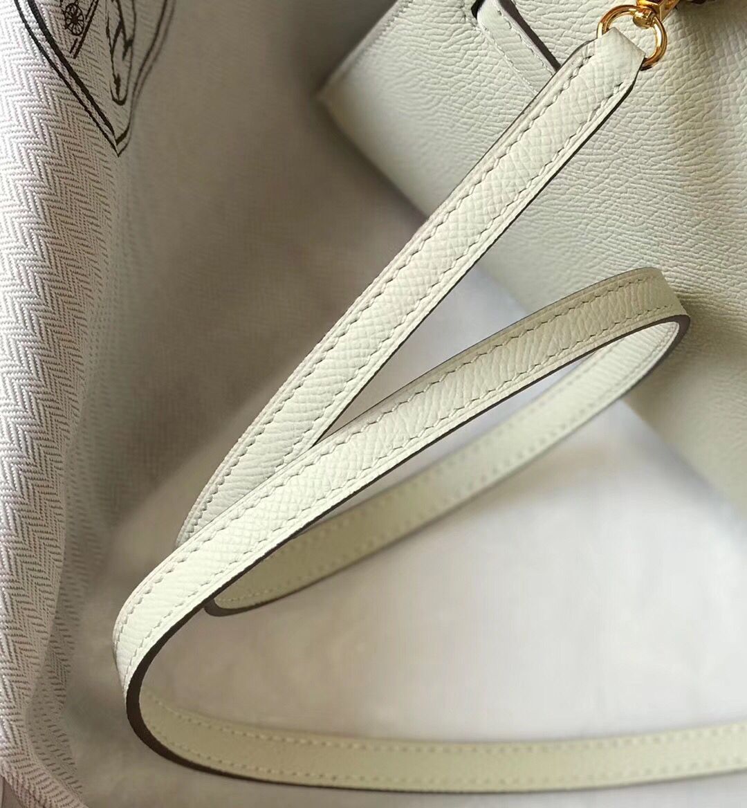 Hermes Kelly Mini II Bag In White Epsom Leather GHW - Image 7